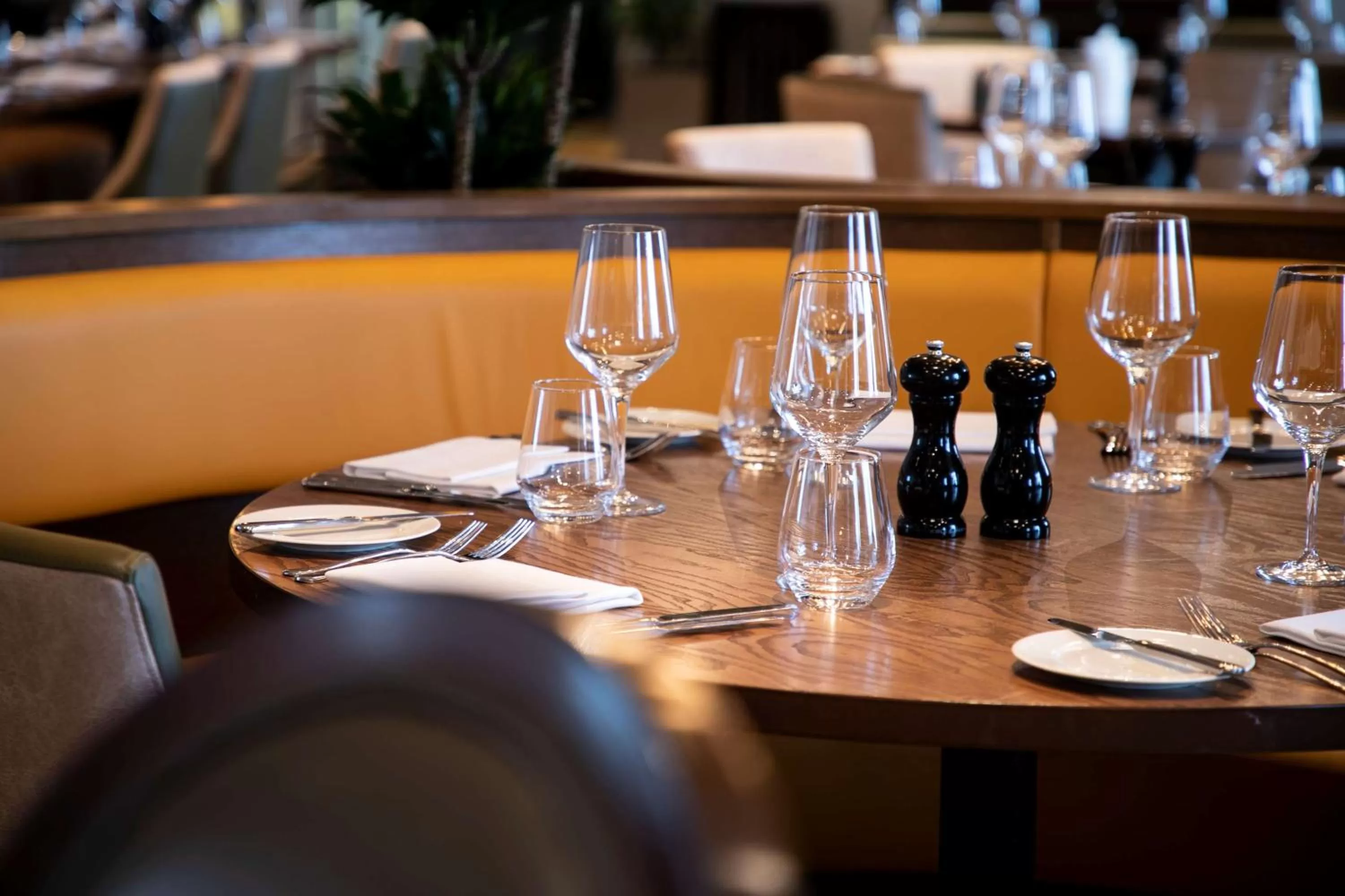 Restaurant/places to eat in Best Western Premier Dover Marina Hotel & Spa