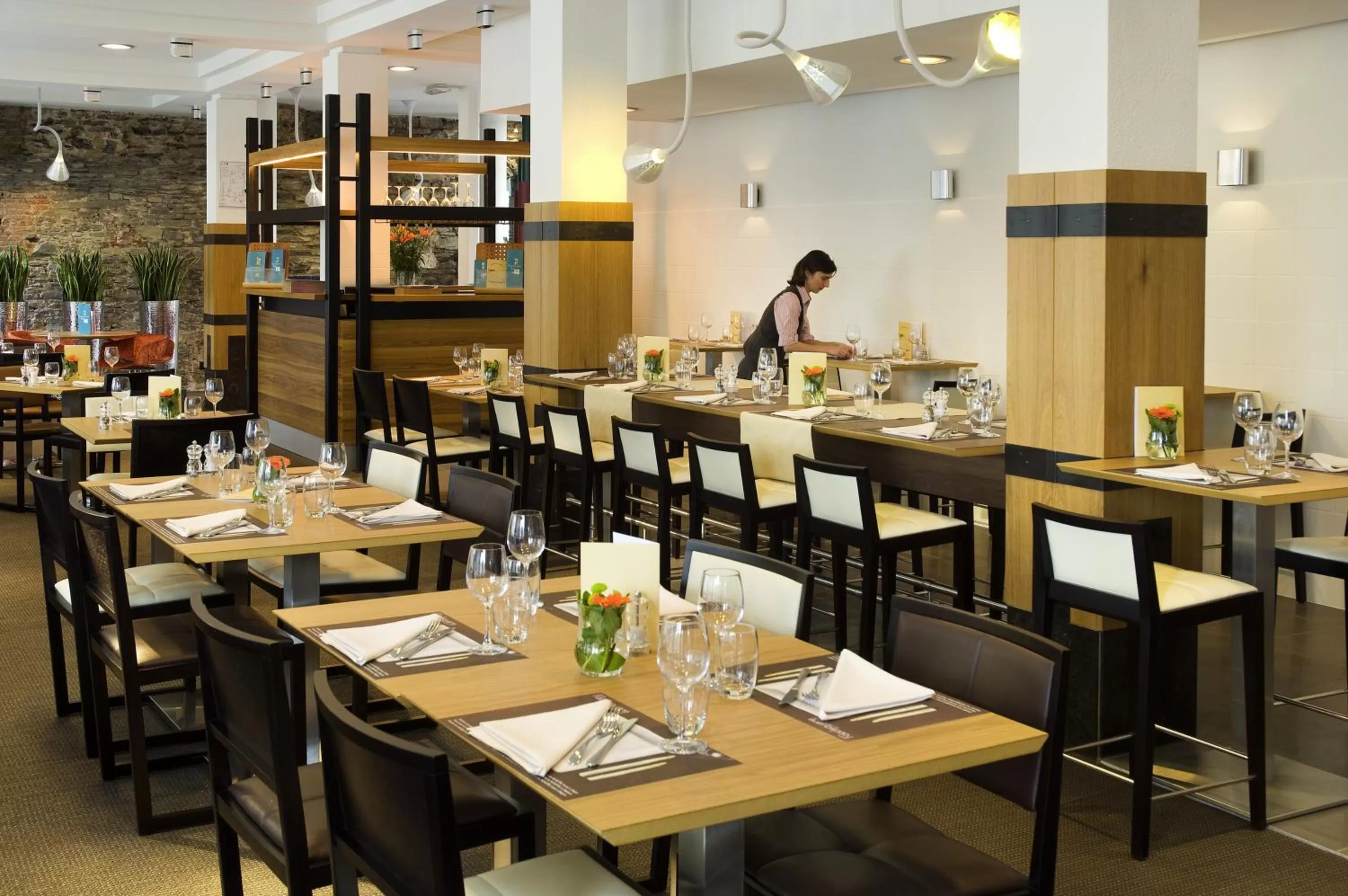 Restaurant/places to eat in Novotel Gent Centrum