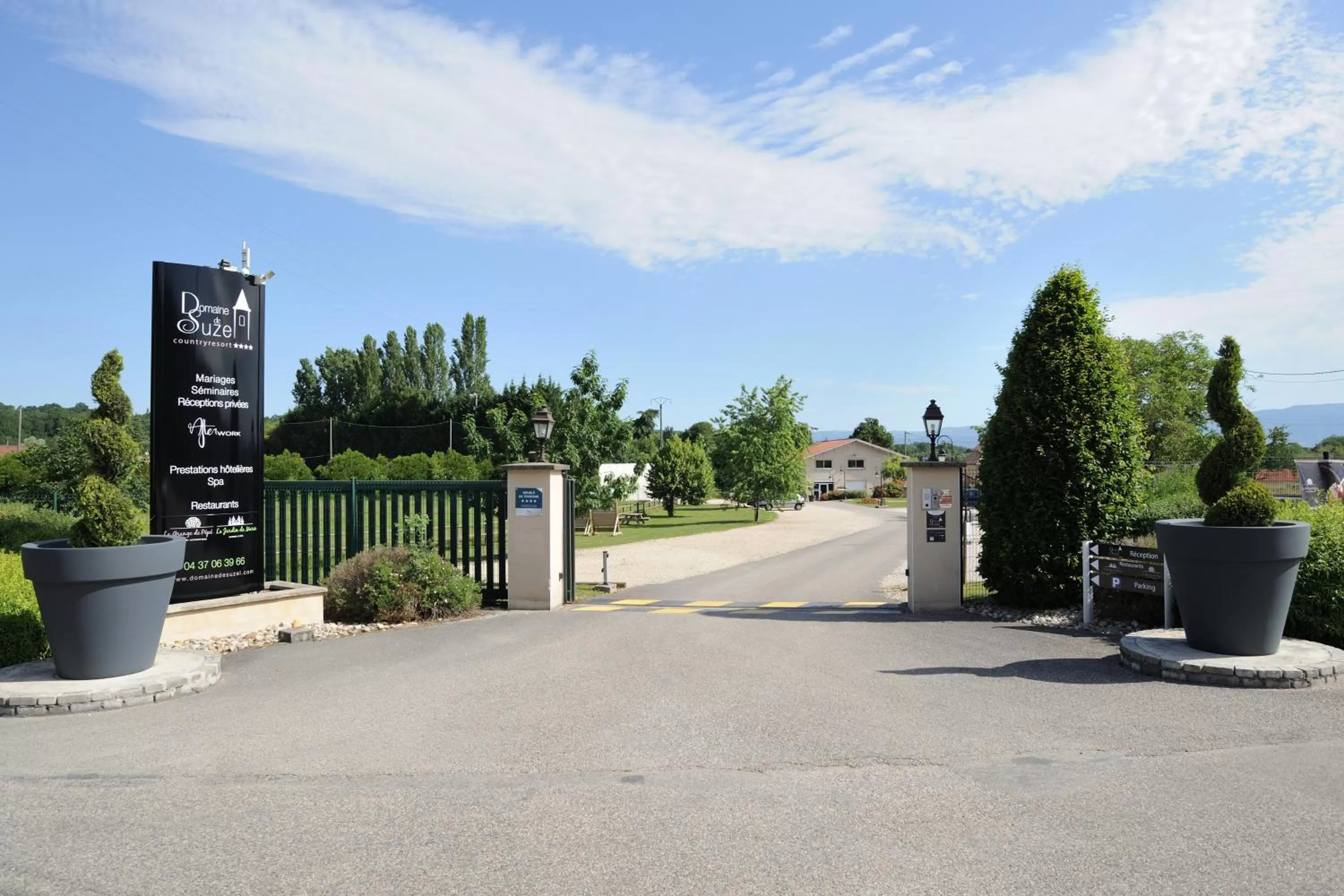 Natural landscape in Les Villas du Domaine de Suzel