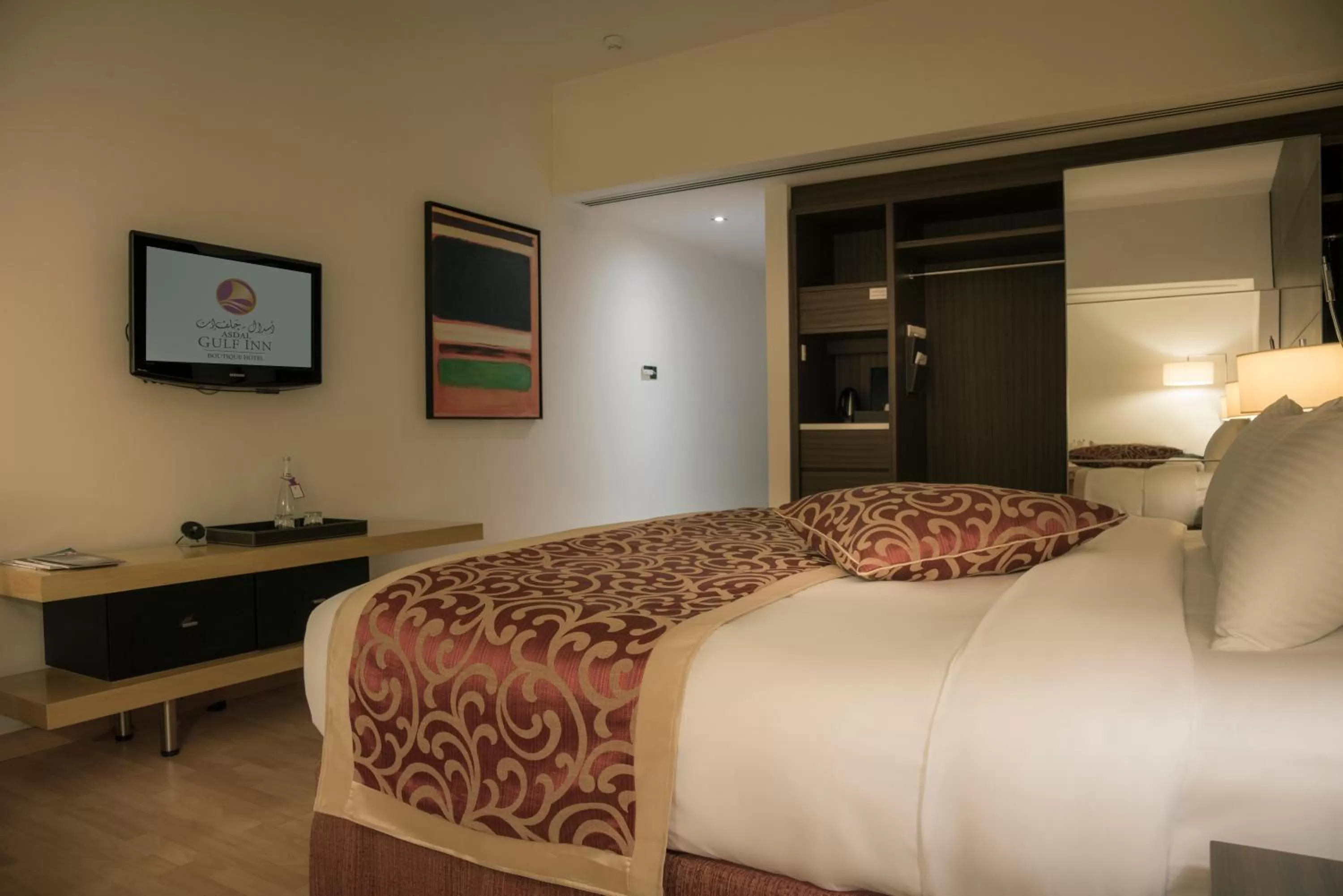 TV and multimedia, Bed in Asdal Boutique Hotel Seef