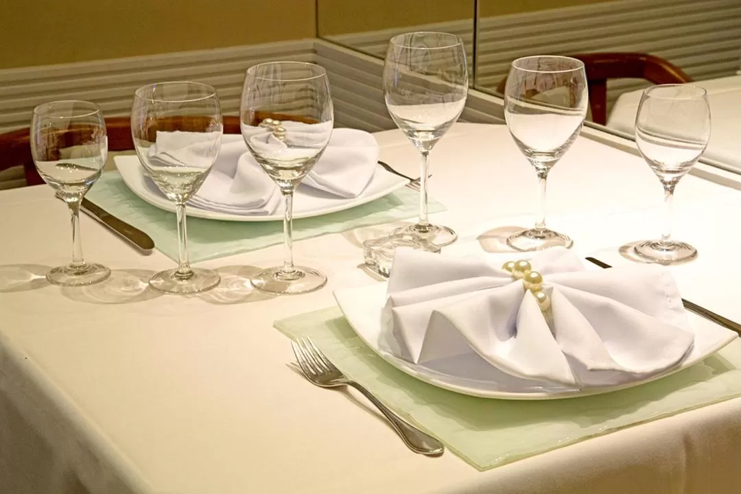 BAMBINA HOTEL -Adultos Somente