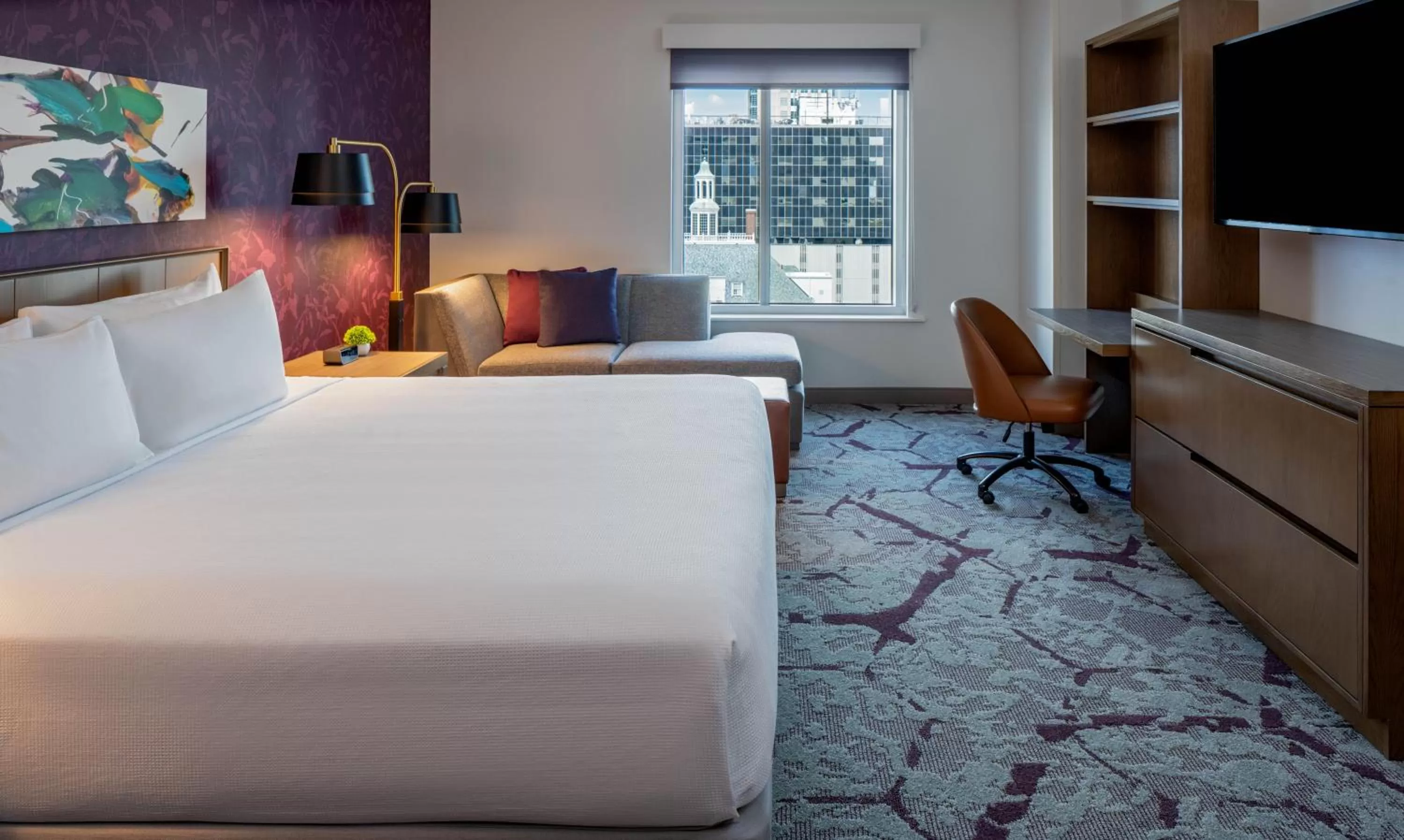 Bed in Hyatt House Tampa Downtown