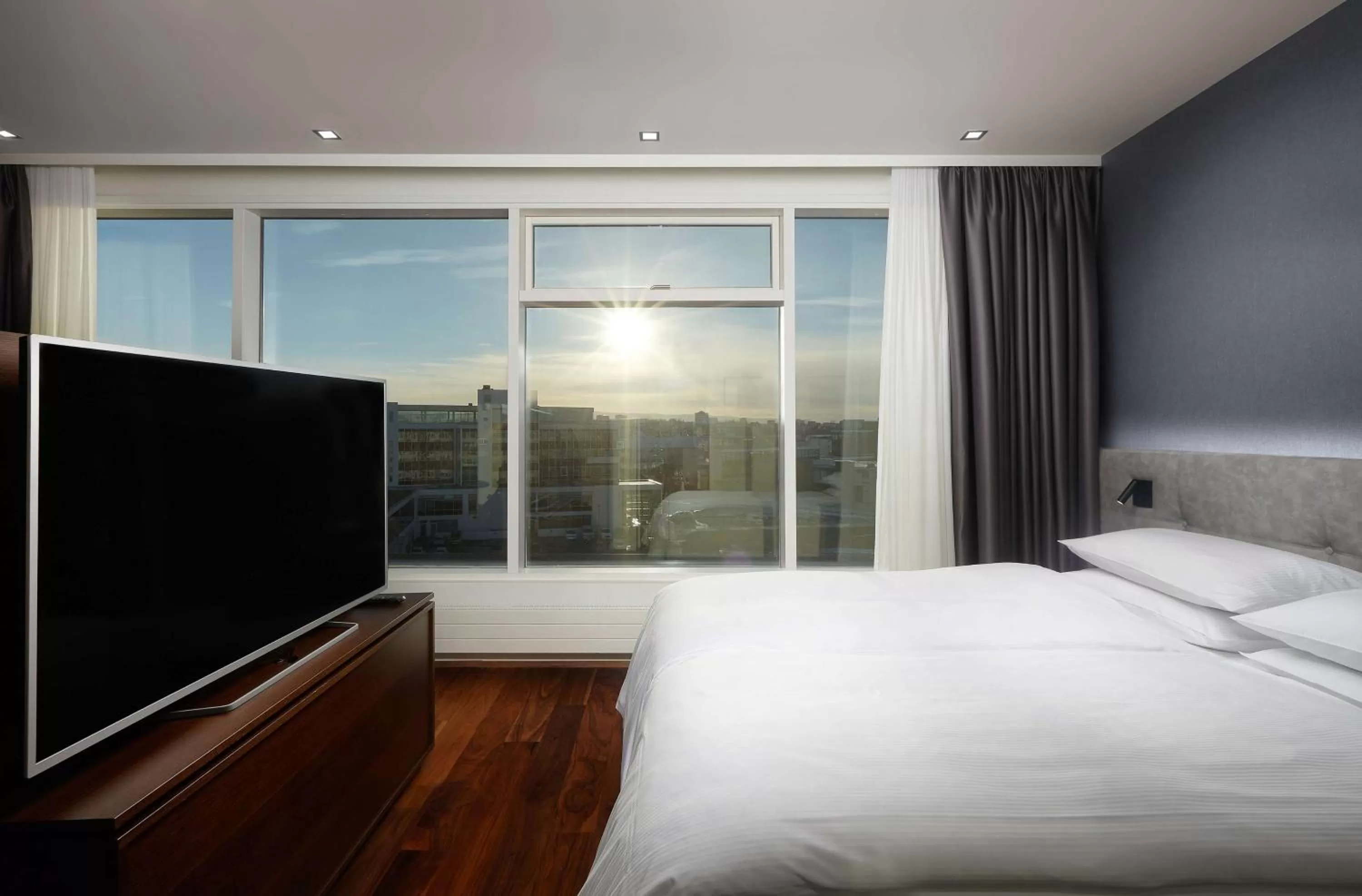 Bed in Hilton Reykjavik Nordica