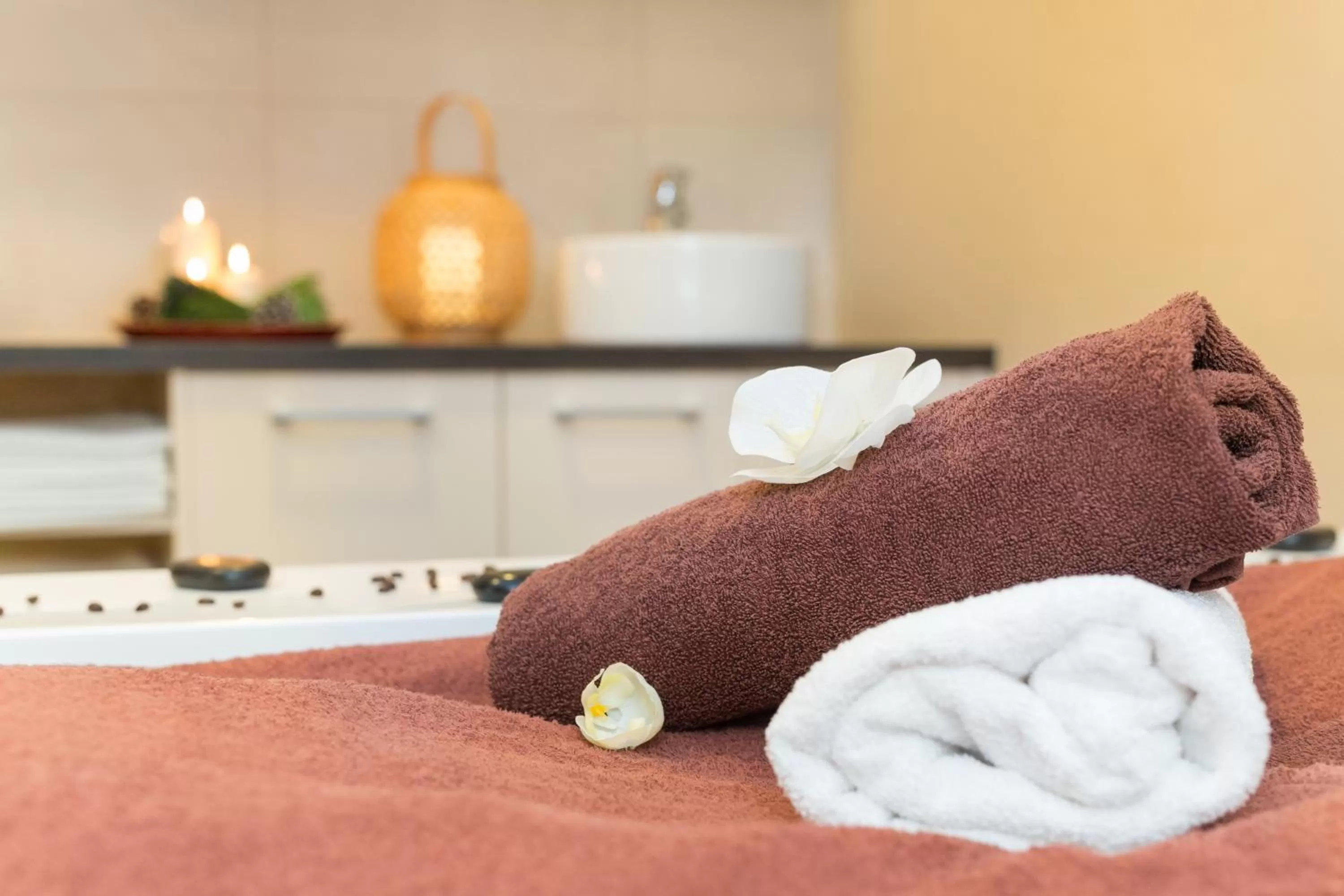 Massage, Bed in Z-Hotel Business & Spa