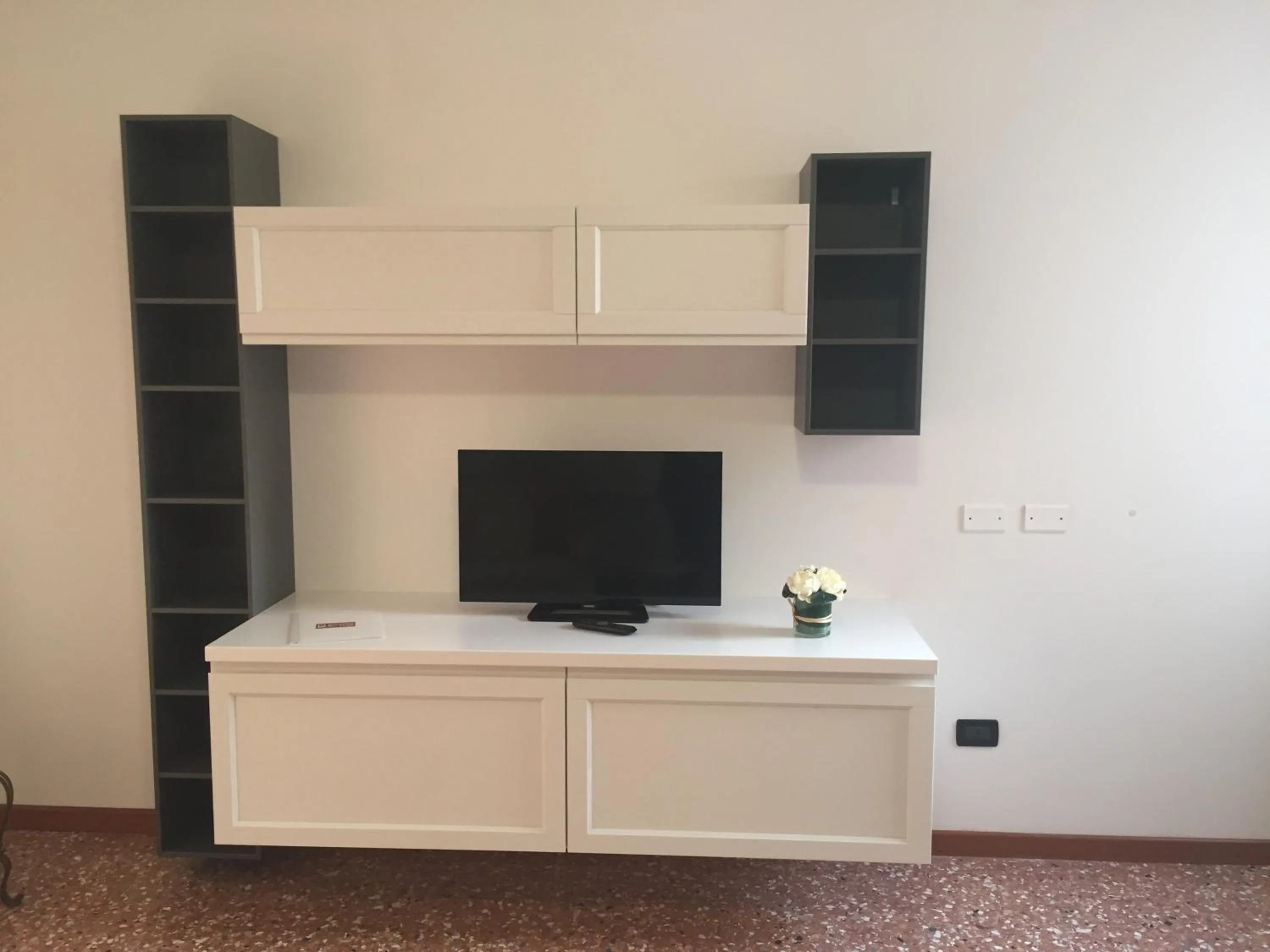 TV and multimedia in Hotel Riviera dei Dogi