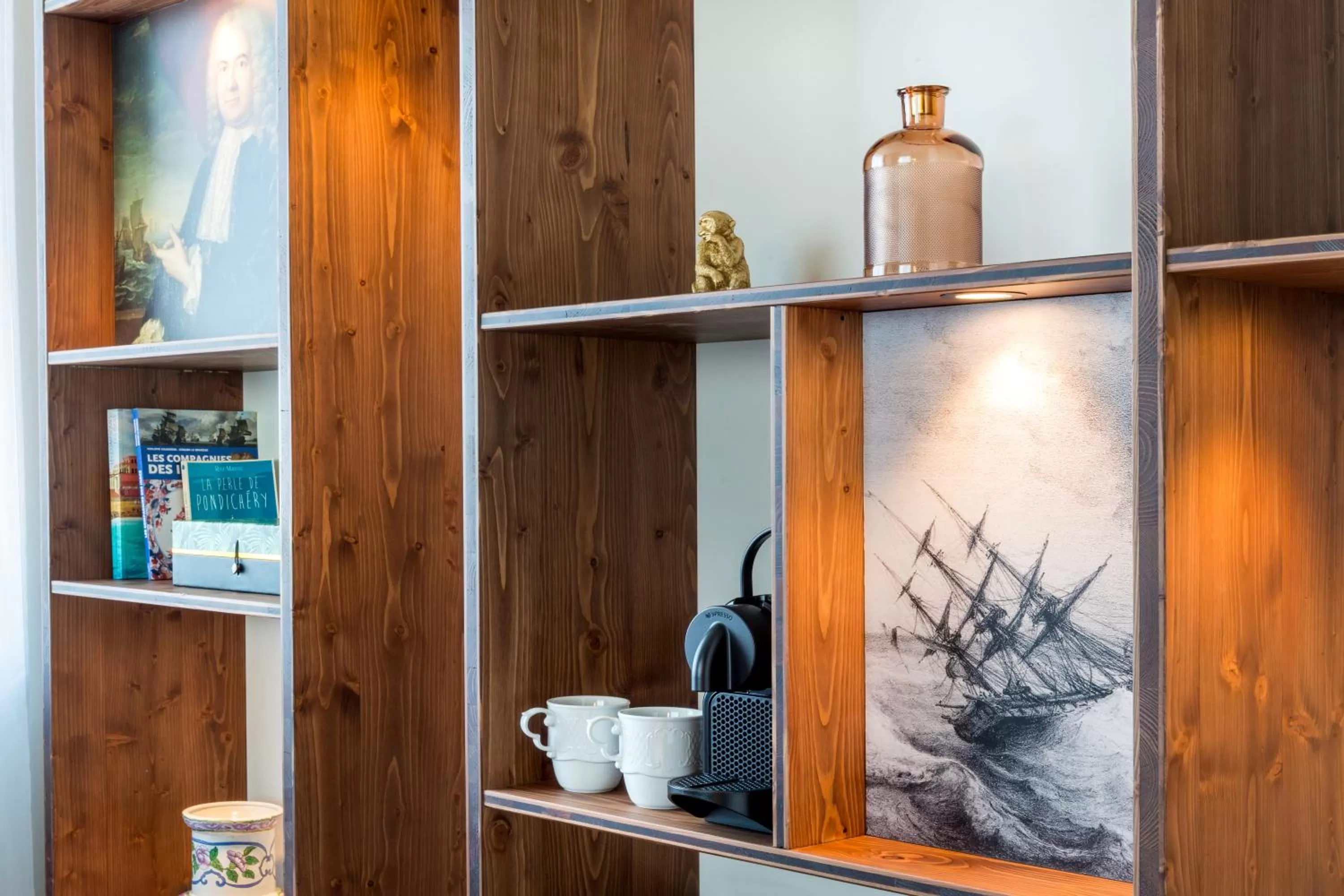 Bedroom in Aiden by Best Western Lorient Centre