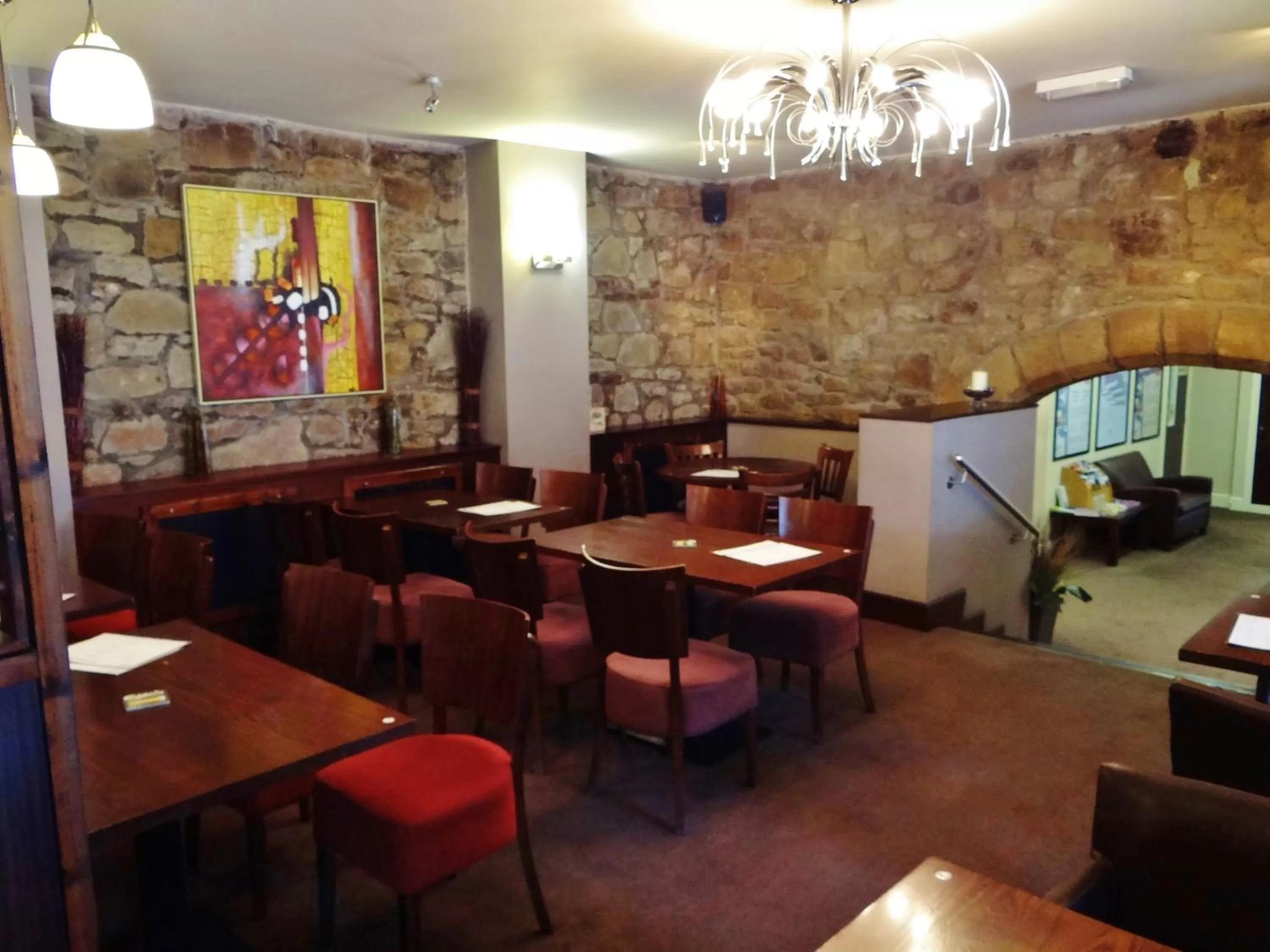 Restaurant/places to eat in The Angel View Hotel