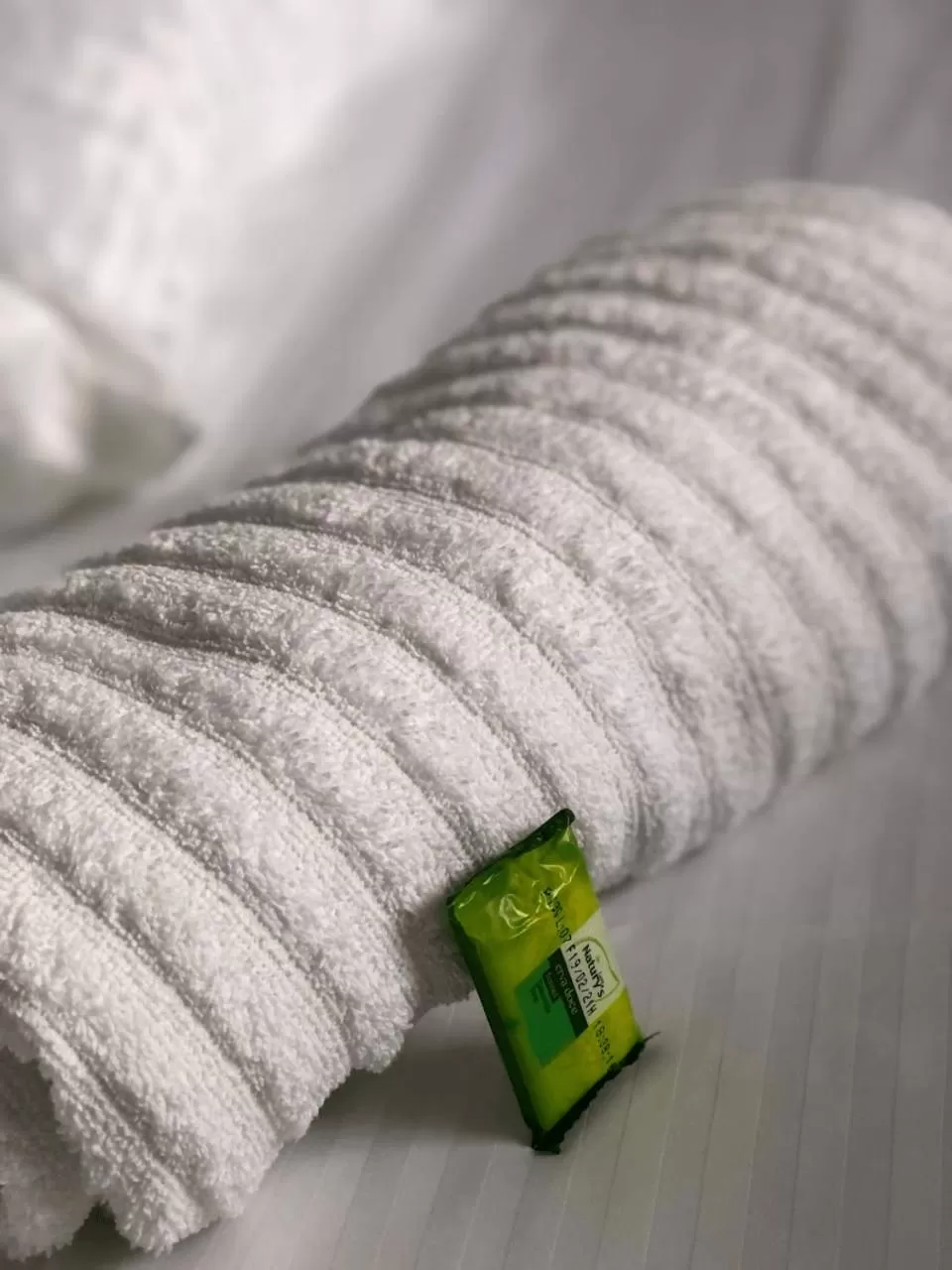 towels, Bed in Hotel Bueno's - Francisco Beltrão