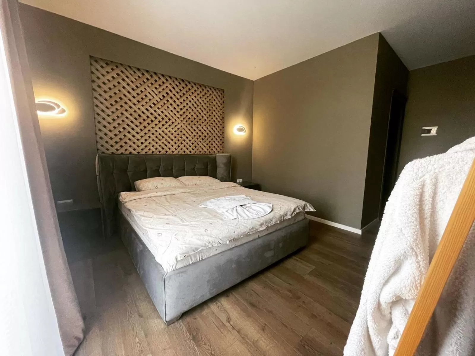 GRAND JNK Boutique Hotel