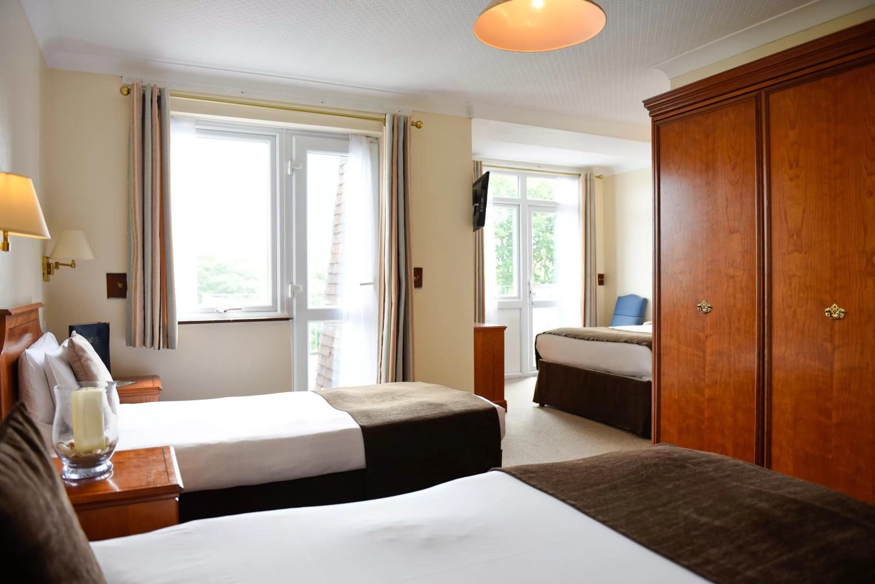 Bed in The Riviera Hotel & Apartments - Alum Chine