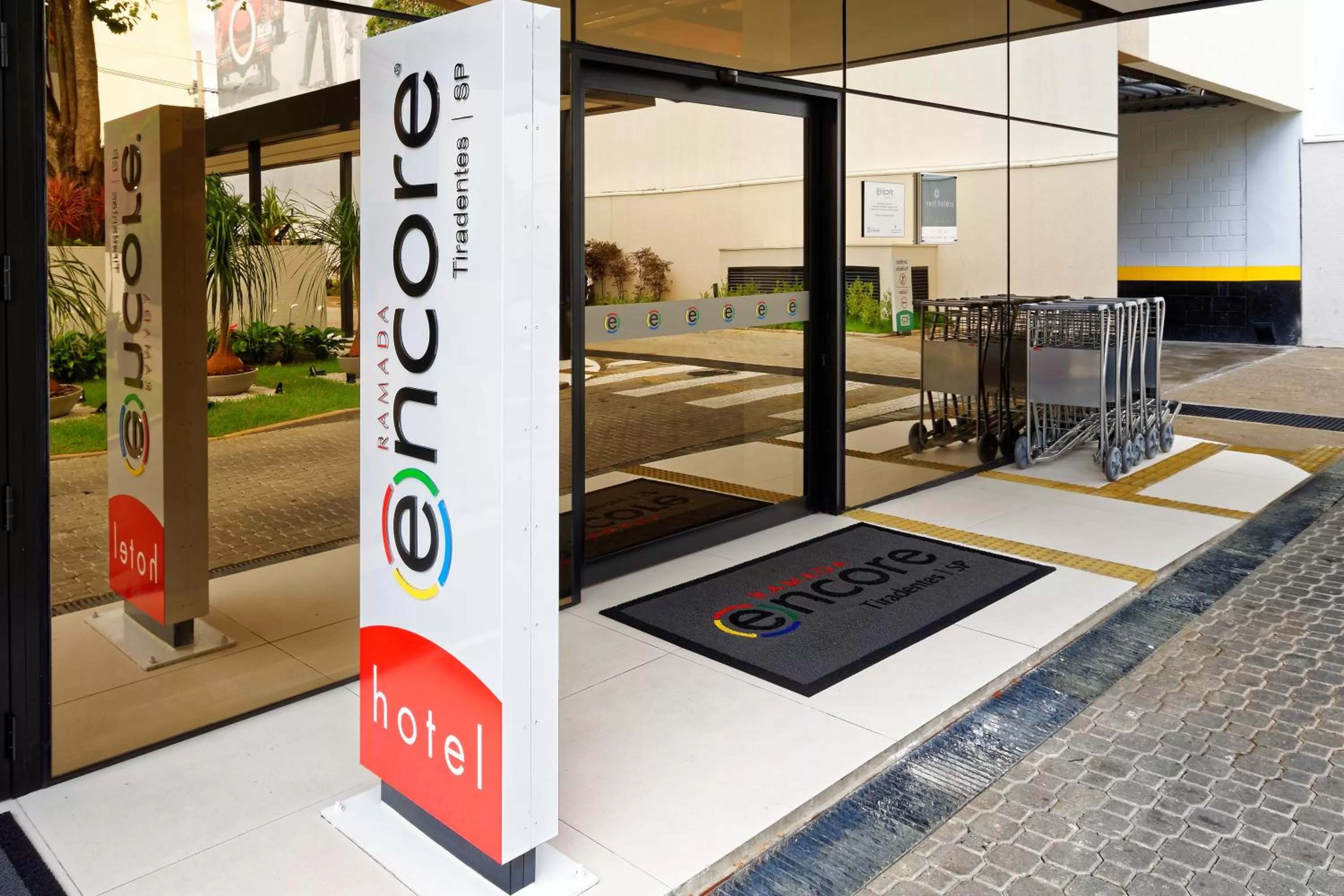 Facade/entrance in Ramada Encore Sao Paulo Tiradentes Centro