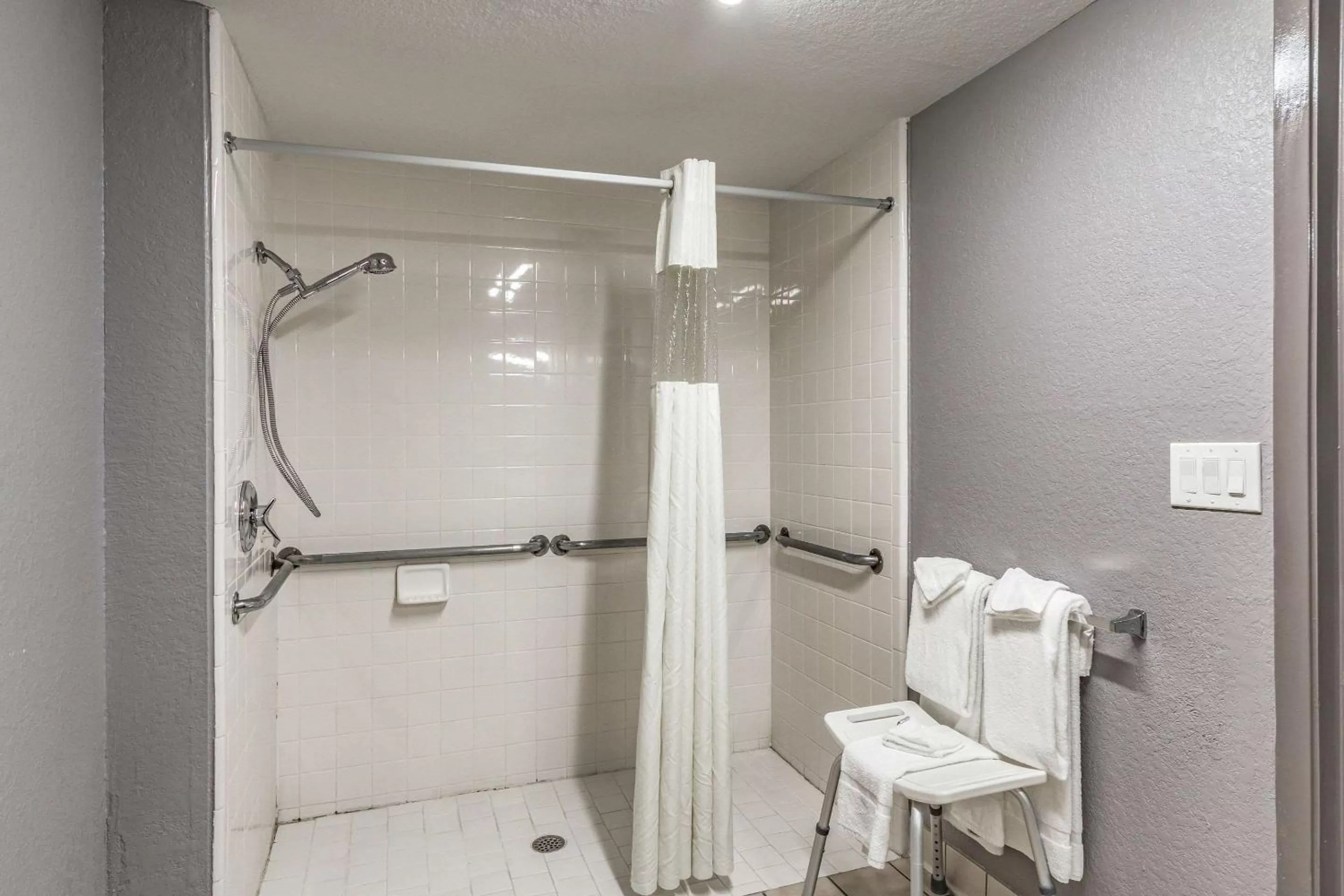 Bathroom in Quality Inn I-10 East near Frost Bank Center