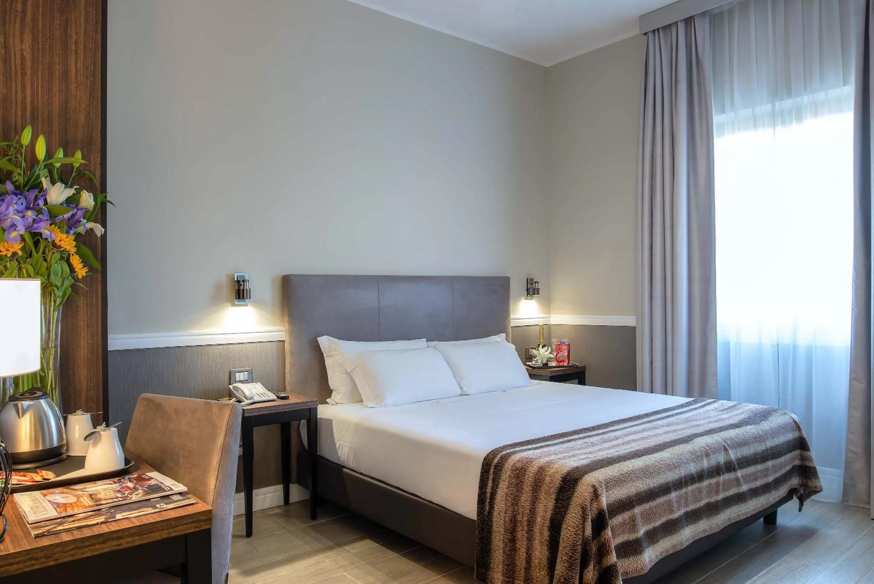 Photo of the whole room, Bed in Fragrance Hotel St. Peter