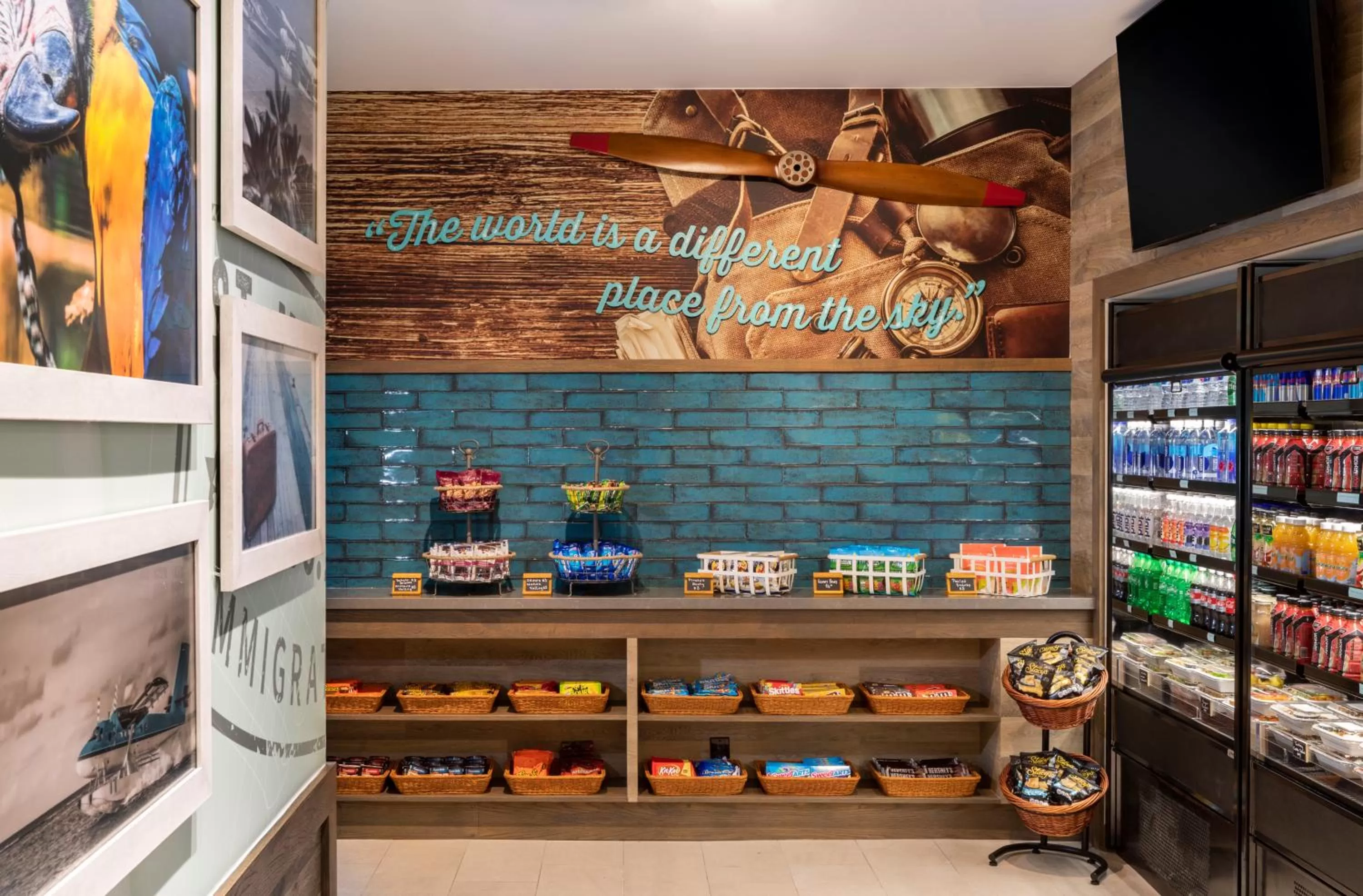 Shopping Area in Riviera Resort Palm Springs