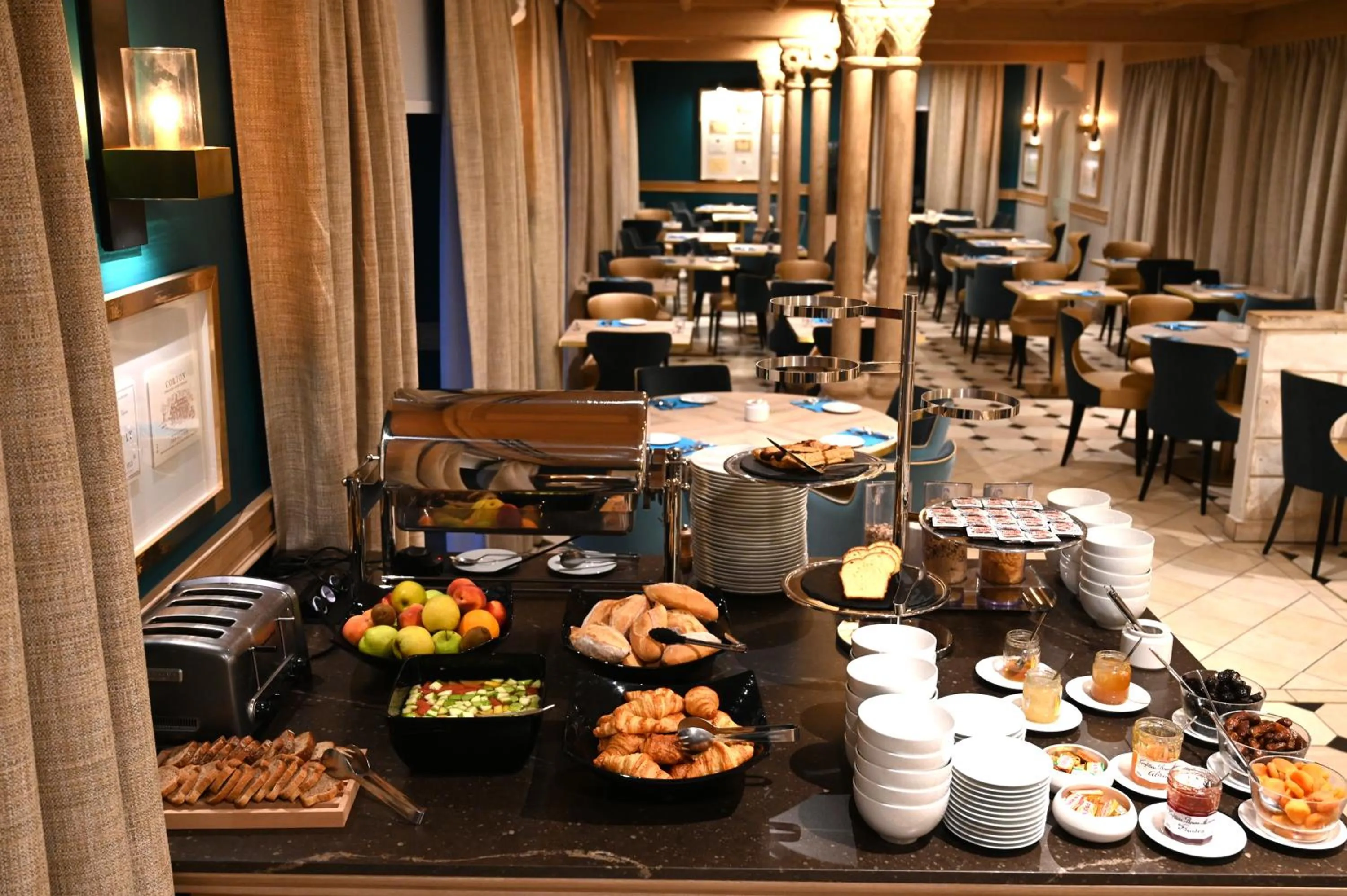 Restaurant/places to eat in Hôtel Le Rempart