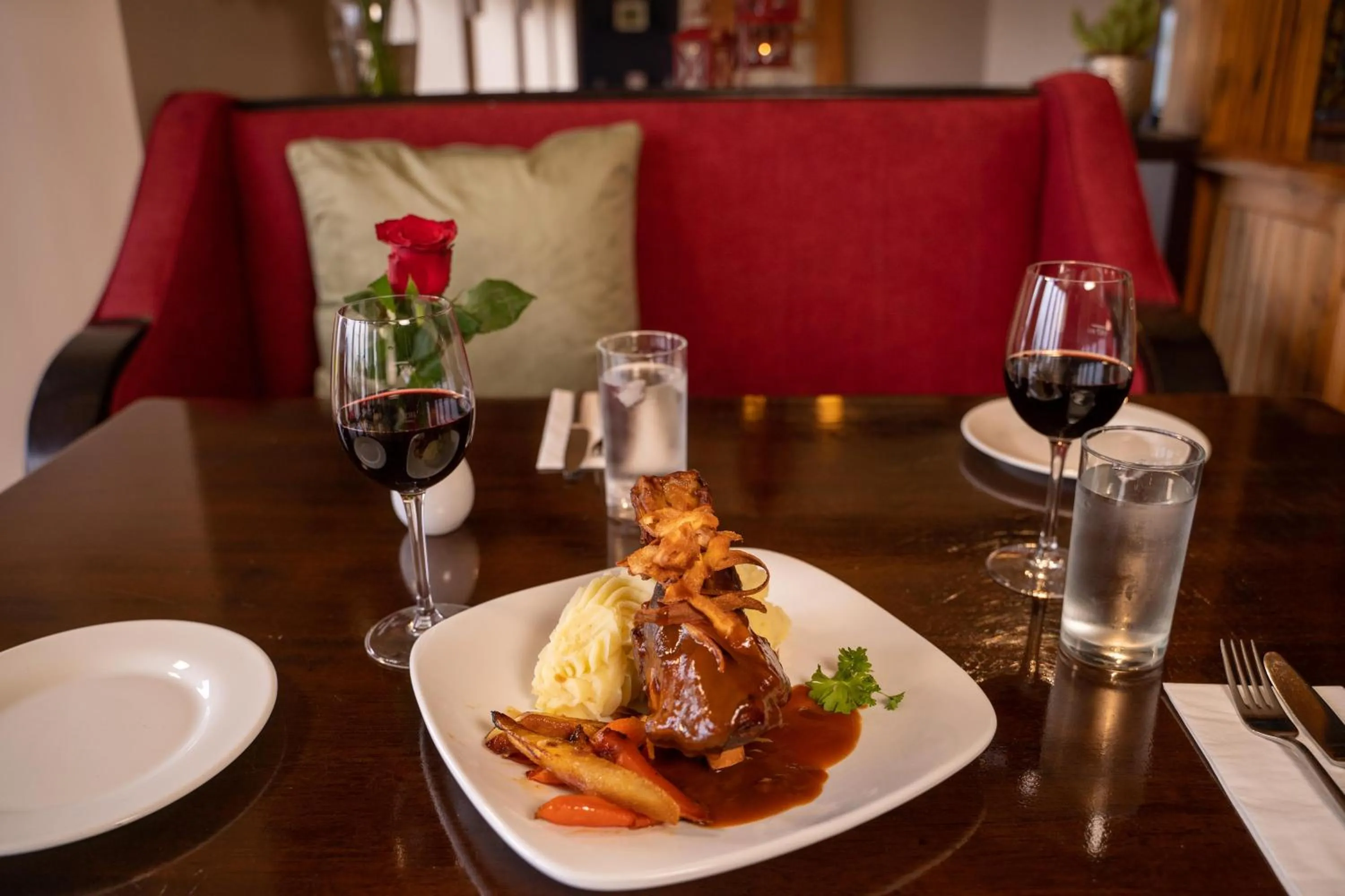 Restaurant/places to eat in Waterfront House & Restaurant