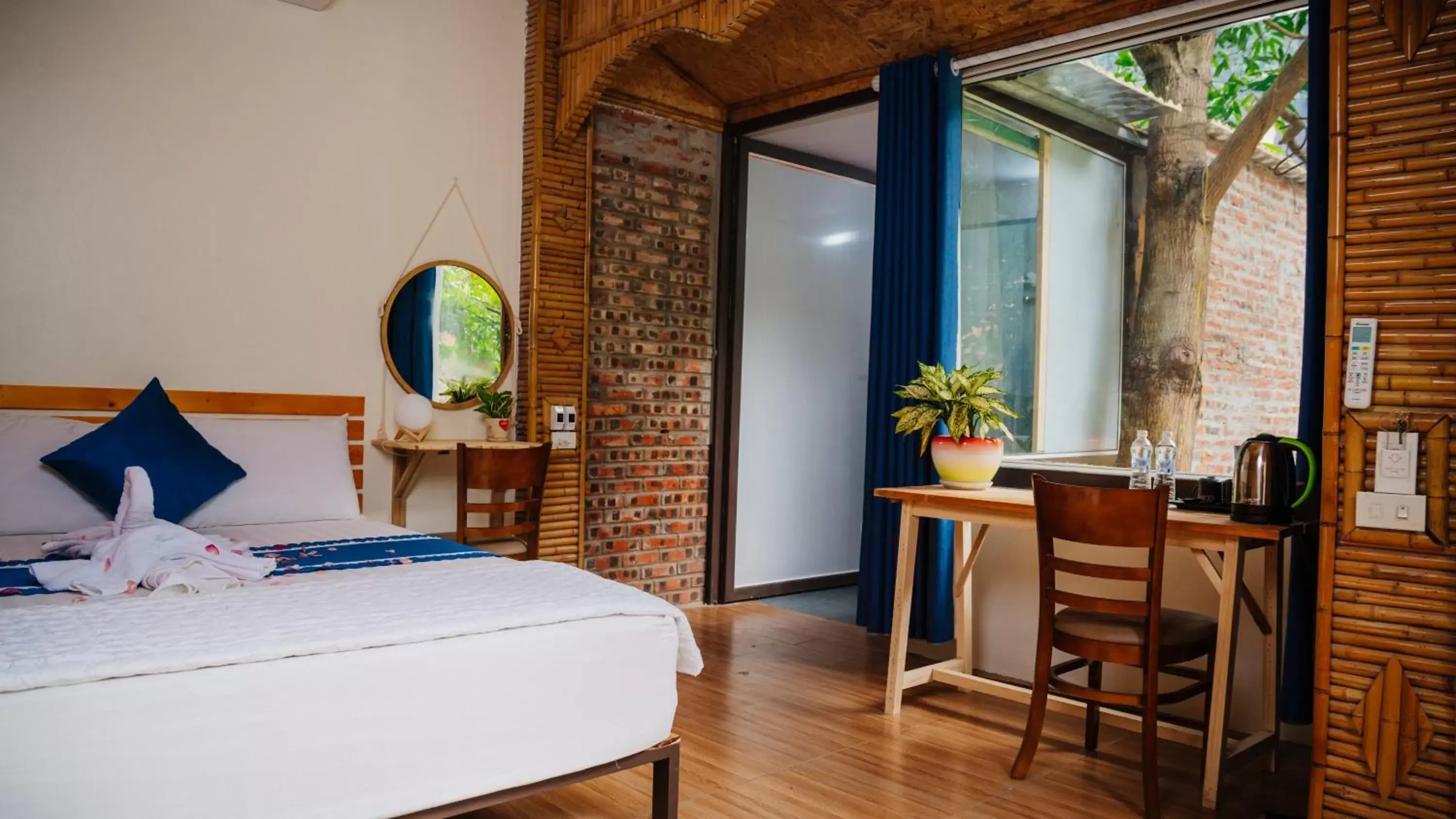 Bungalow with Garden View in Tam Coc Luxury Homestay Bungalow with Garden View in Tam Coc Luxury Homestay