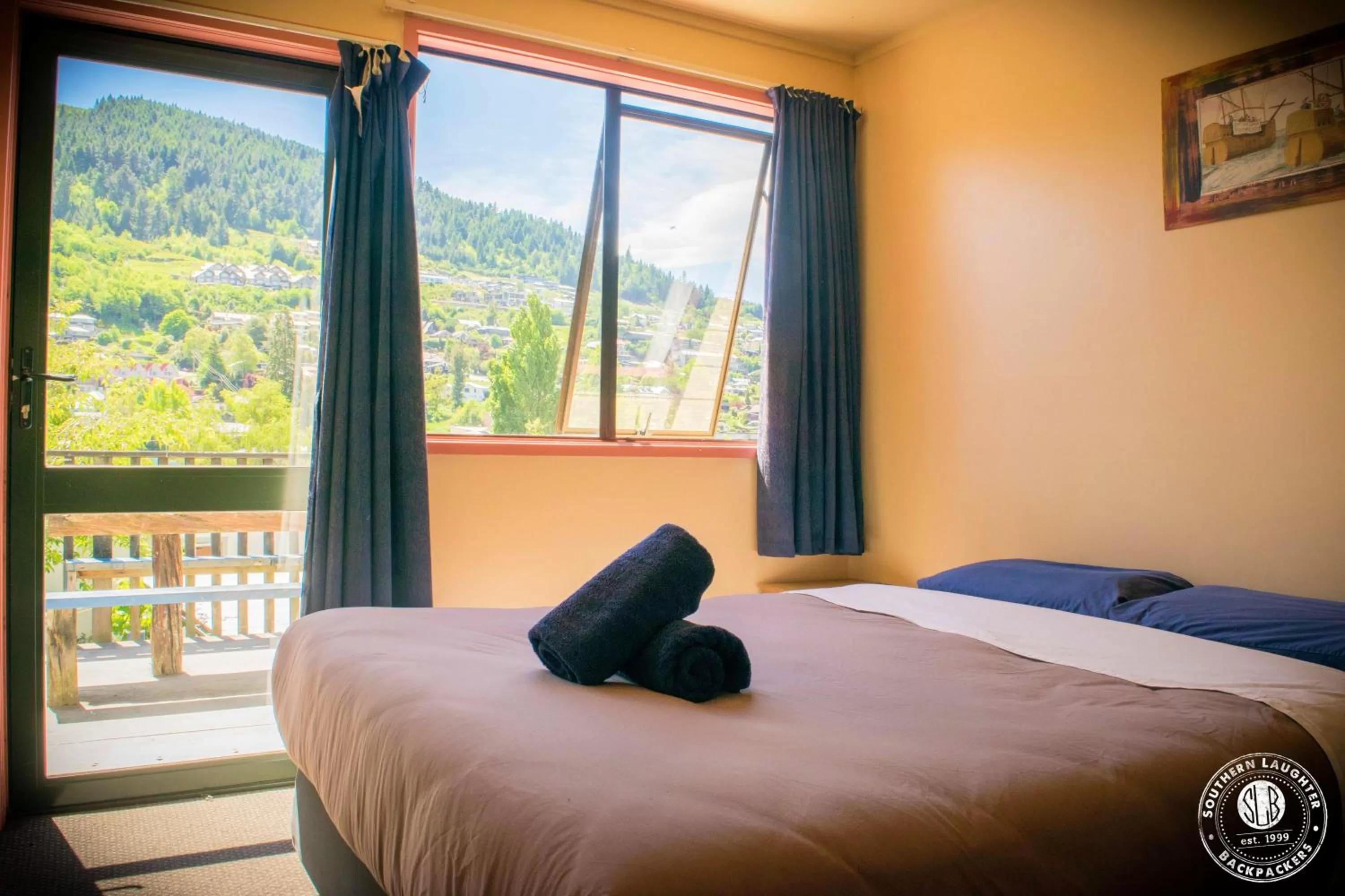 Bed in Southern Laughter Backpackers