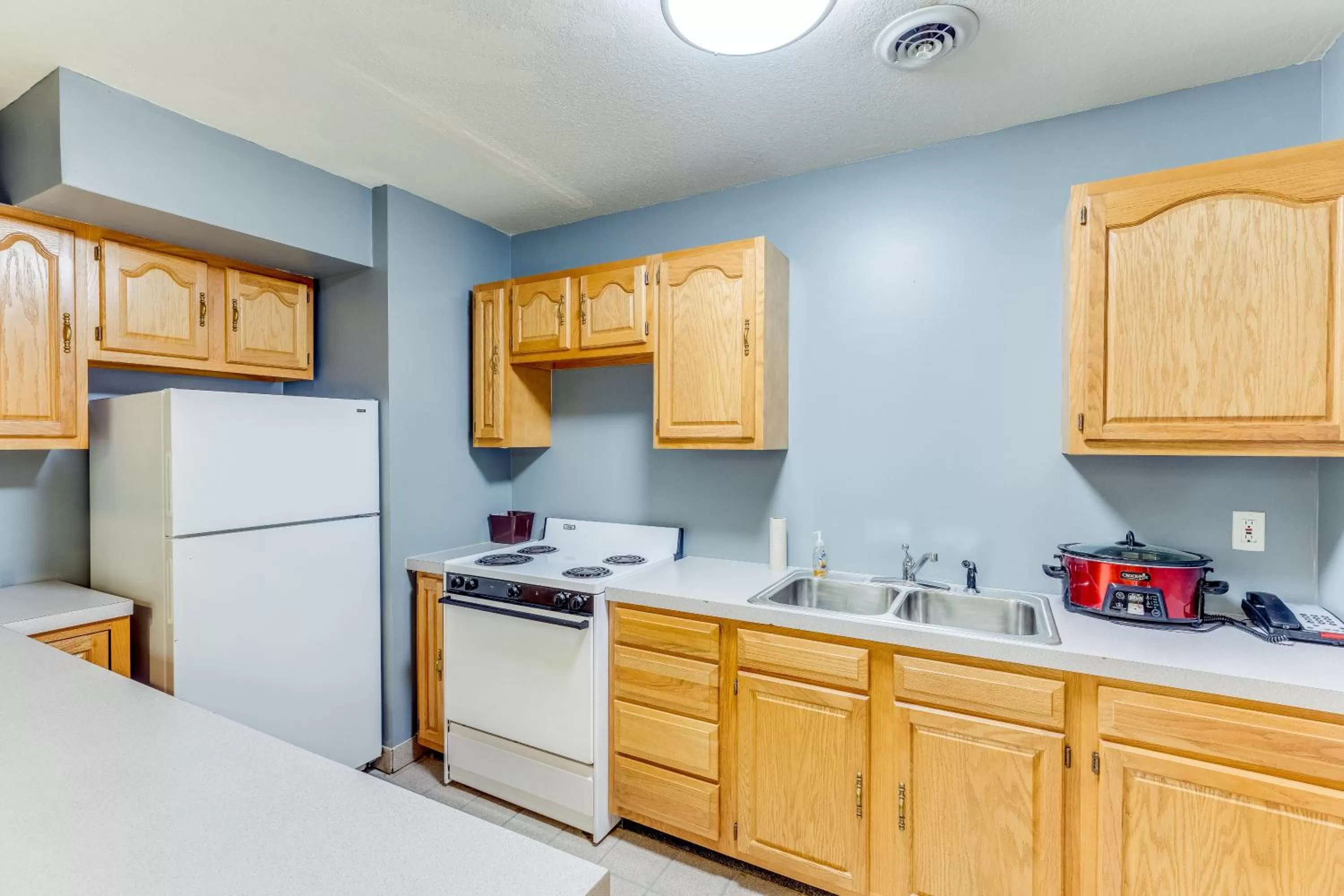 Kitchen or kitchenette in Best Western Lakewinds