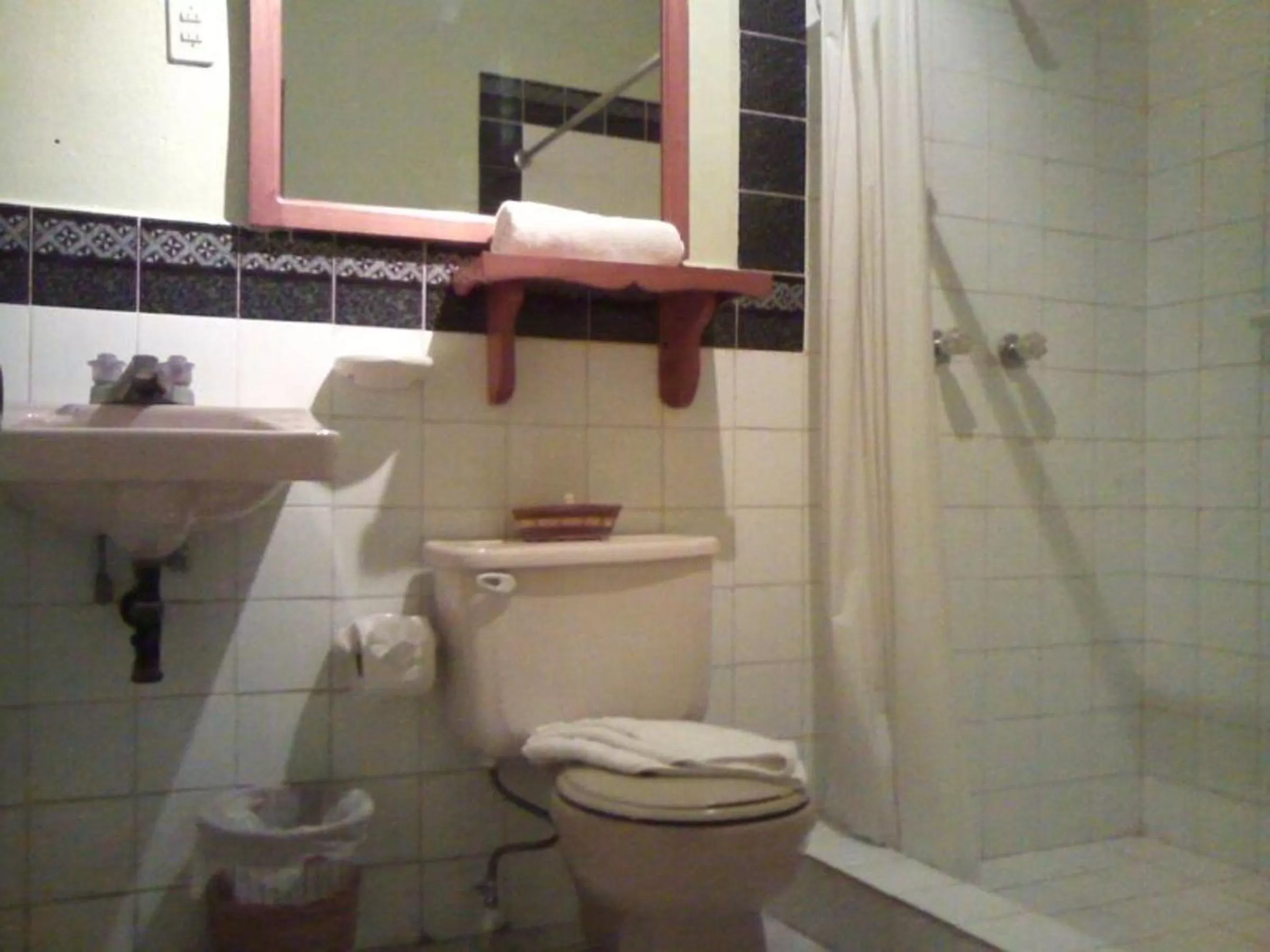 Bathroom in Nakum Hotel