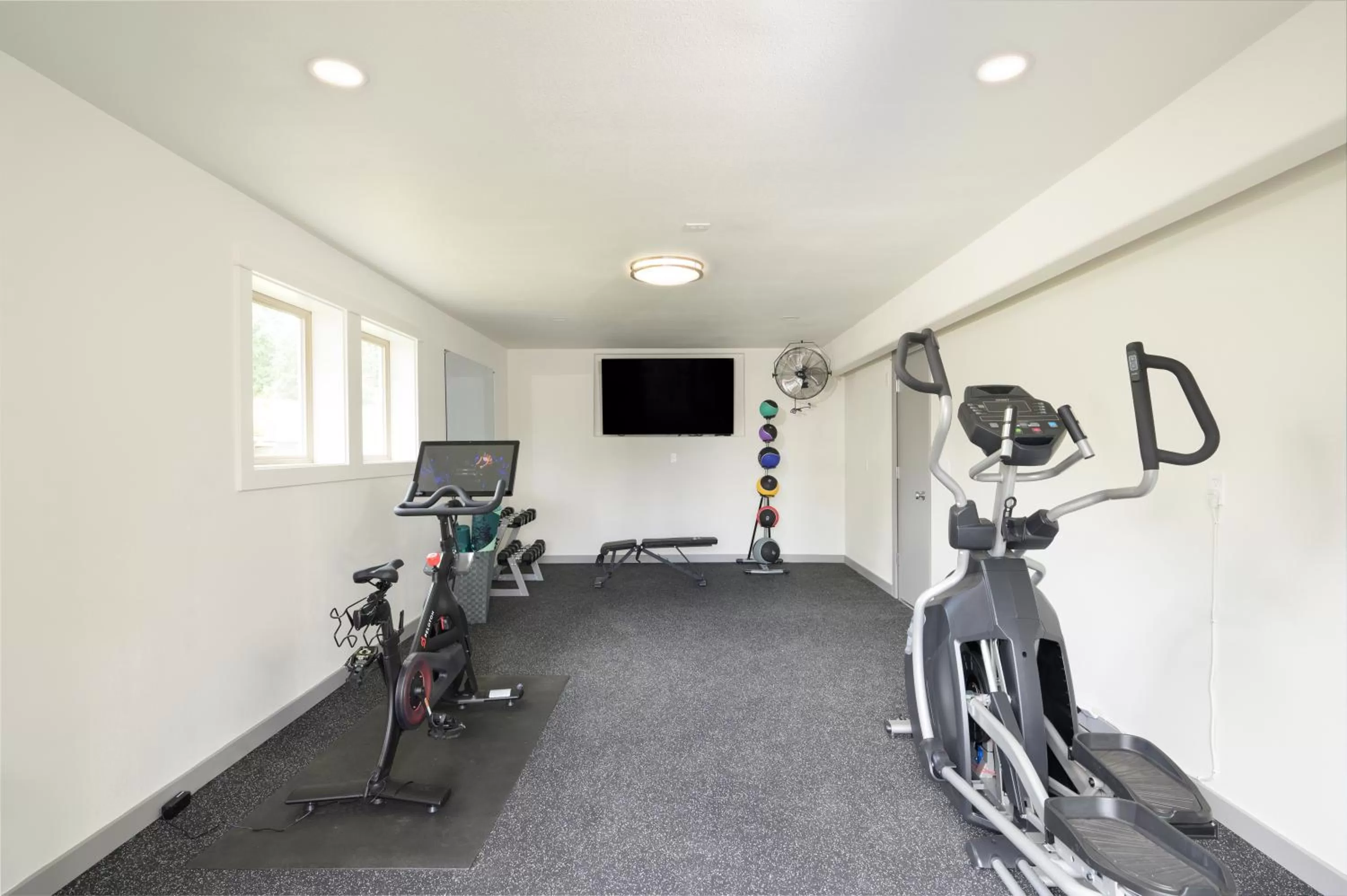 Fitness centre/facilities in The Setting Inn Willamette Valley