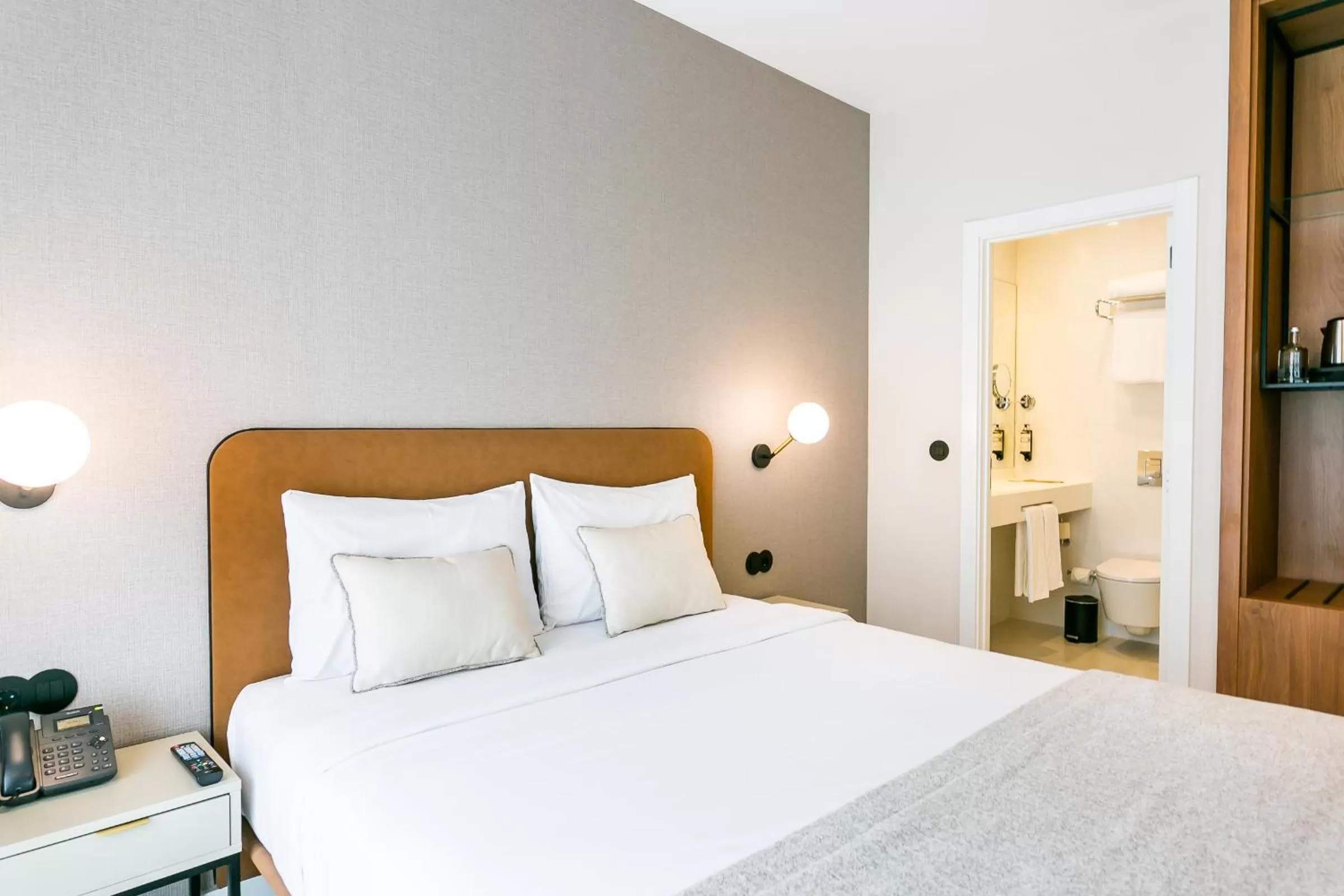 Bedroom, Bed in LX SoHo Boutique Hotel by RIDAN Hotels