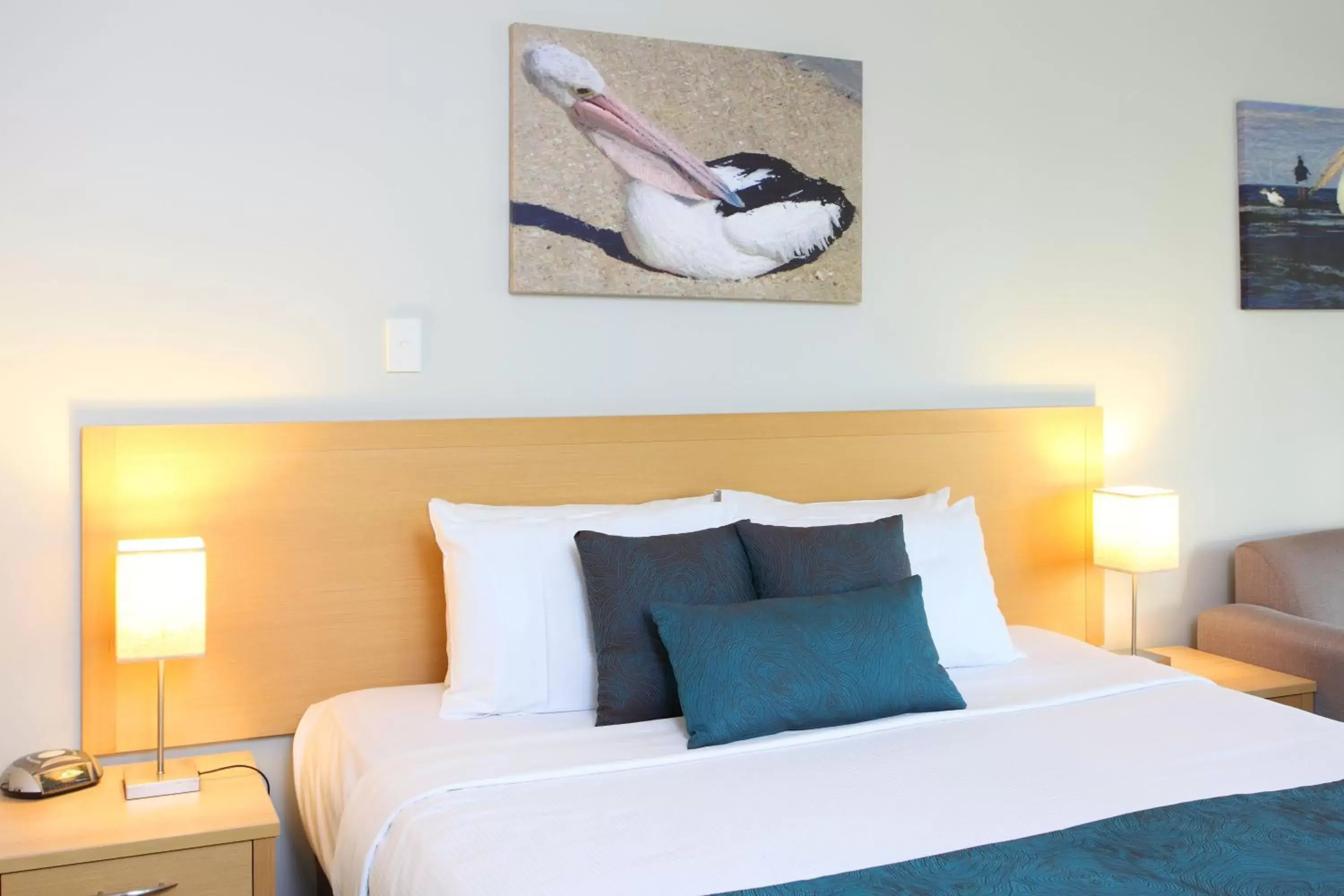 Family Room with Patio - Ground Floor in Manly Marina Cove Motel Family Room with Patio - Ground Floor in Manly Marina Cove Motel