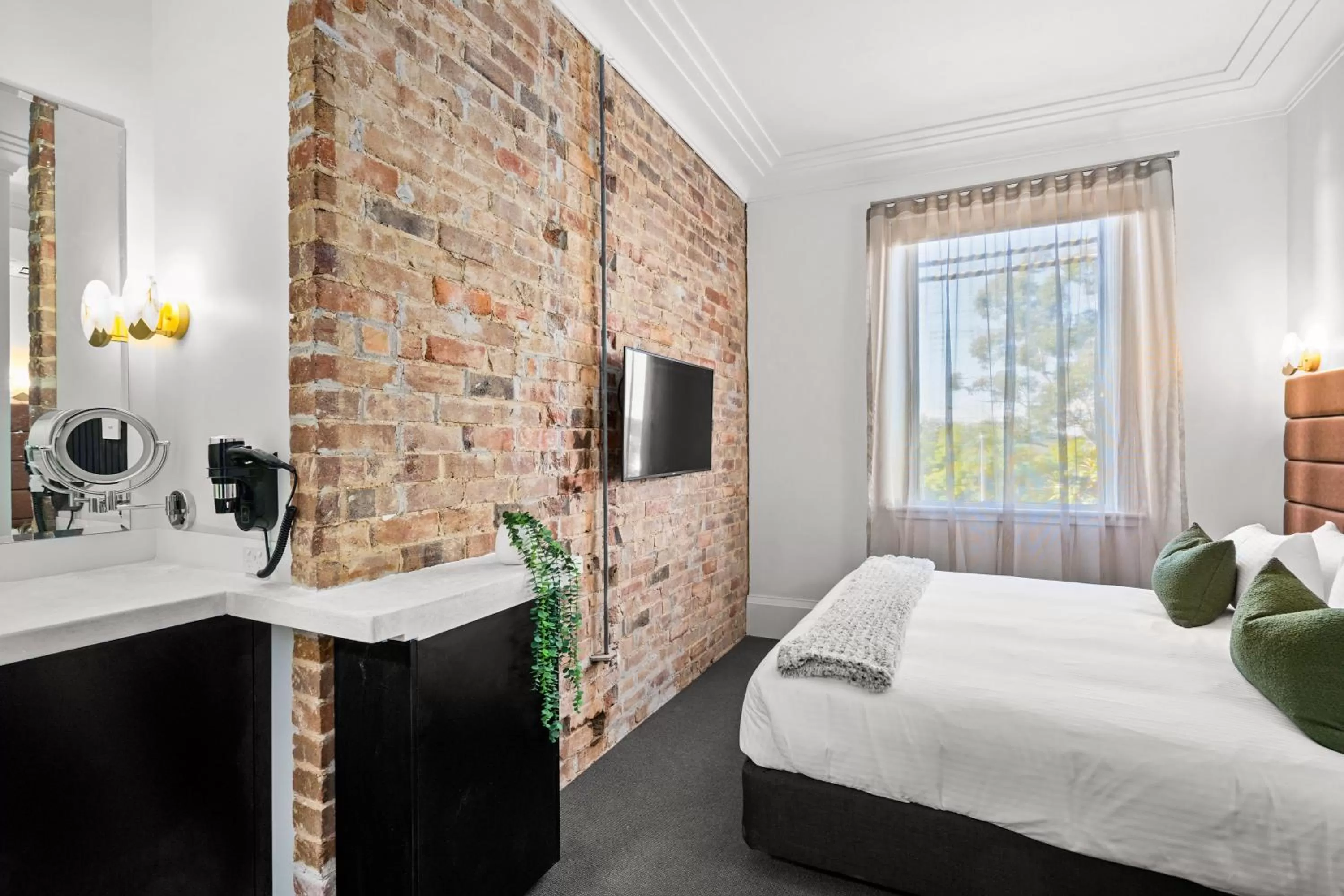 TV and multimedia, Bed in Grand Hotel and Studios