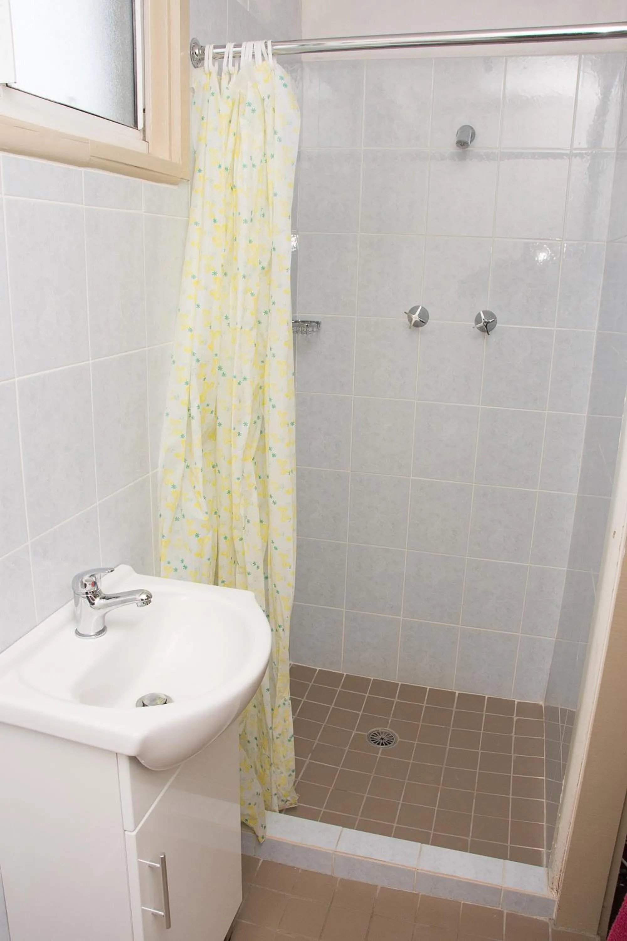 Bathroom in The Swiss Motel