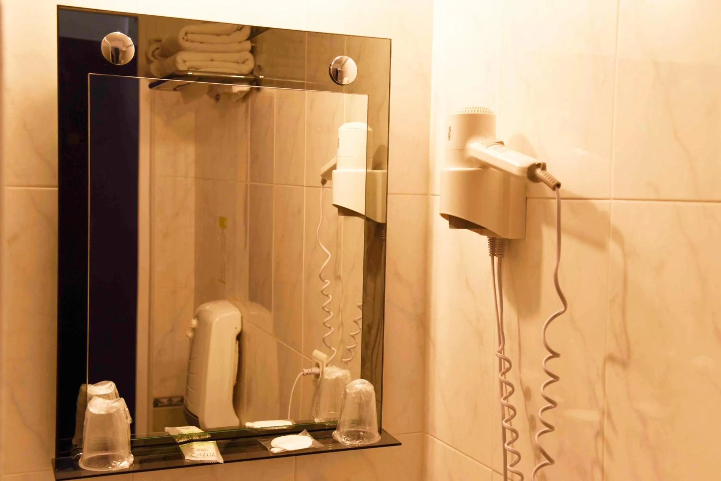 Bathroom in Azur Hôtel