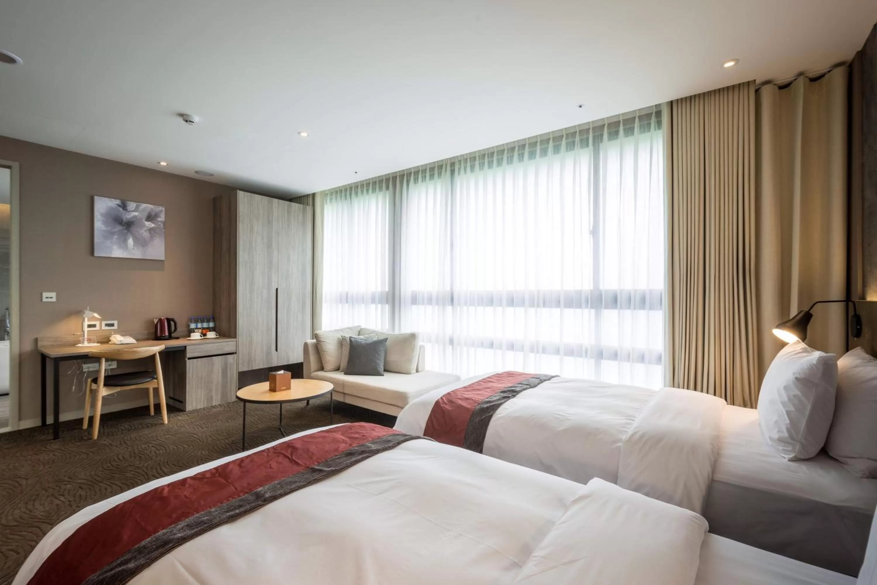 Photo of the whole room, Bed in Green World NanGang