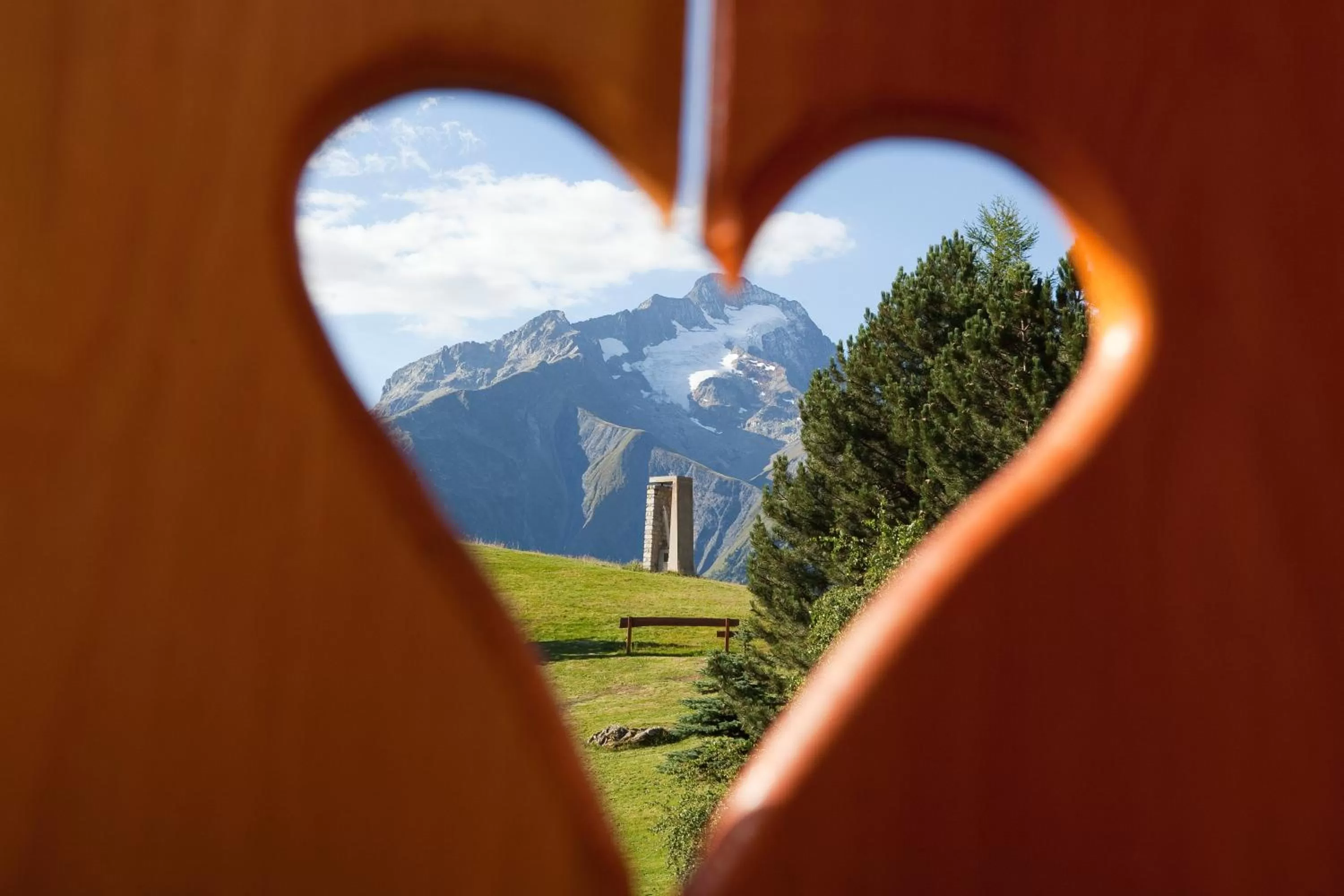 Summer in Hôtel Chalet Mounier