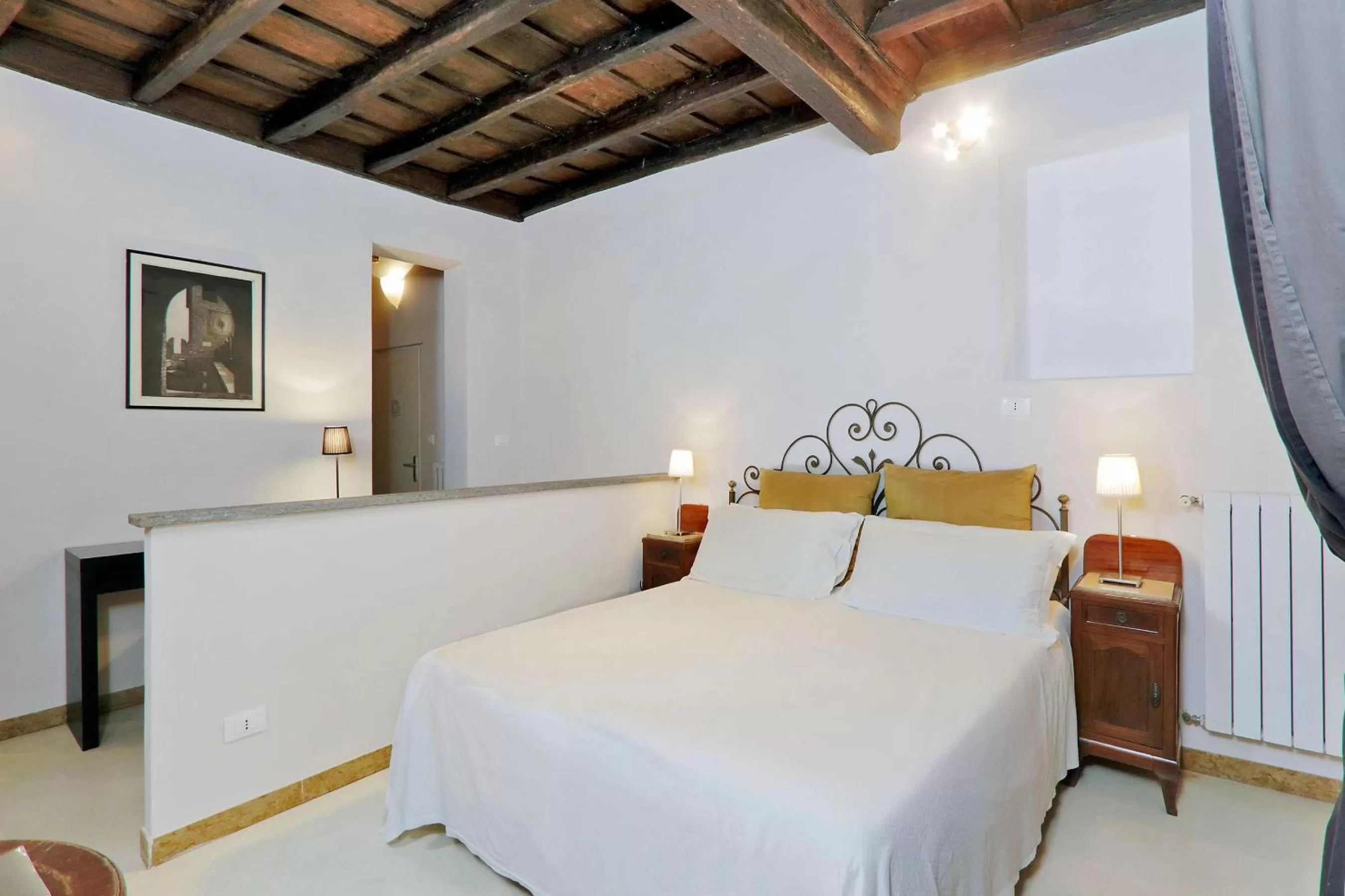 Photo of the whole room, Bed in Sangallo Rooms - Residenze Romanae