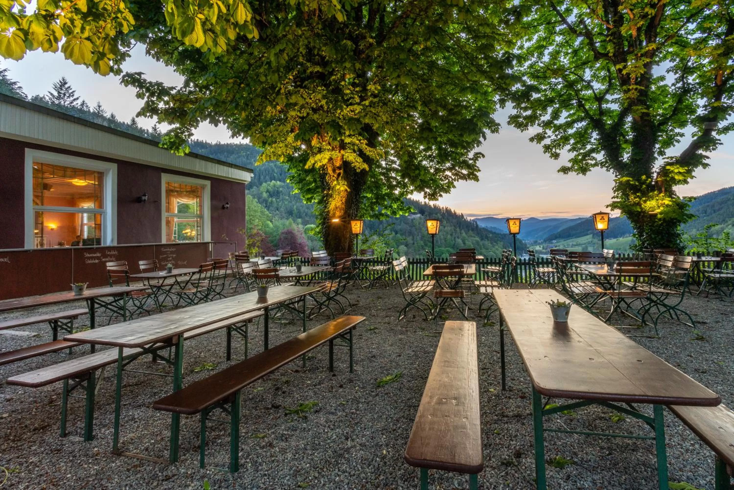 Restaurant/places to eat in Hotel Schloss Hornberg