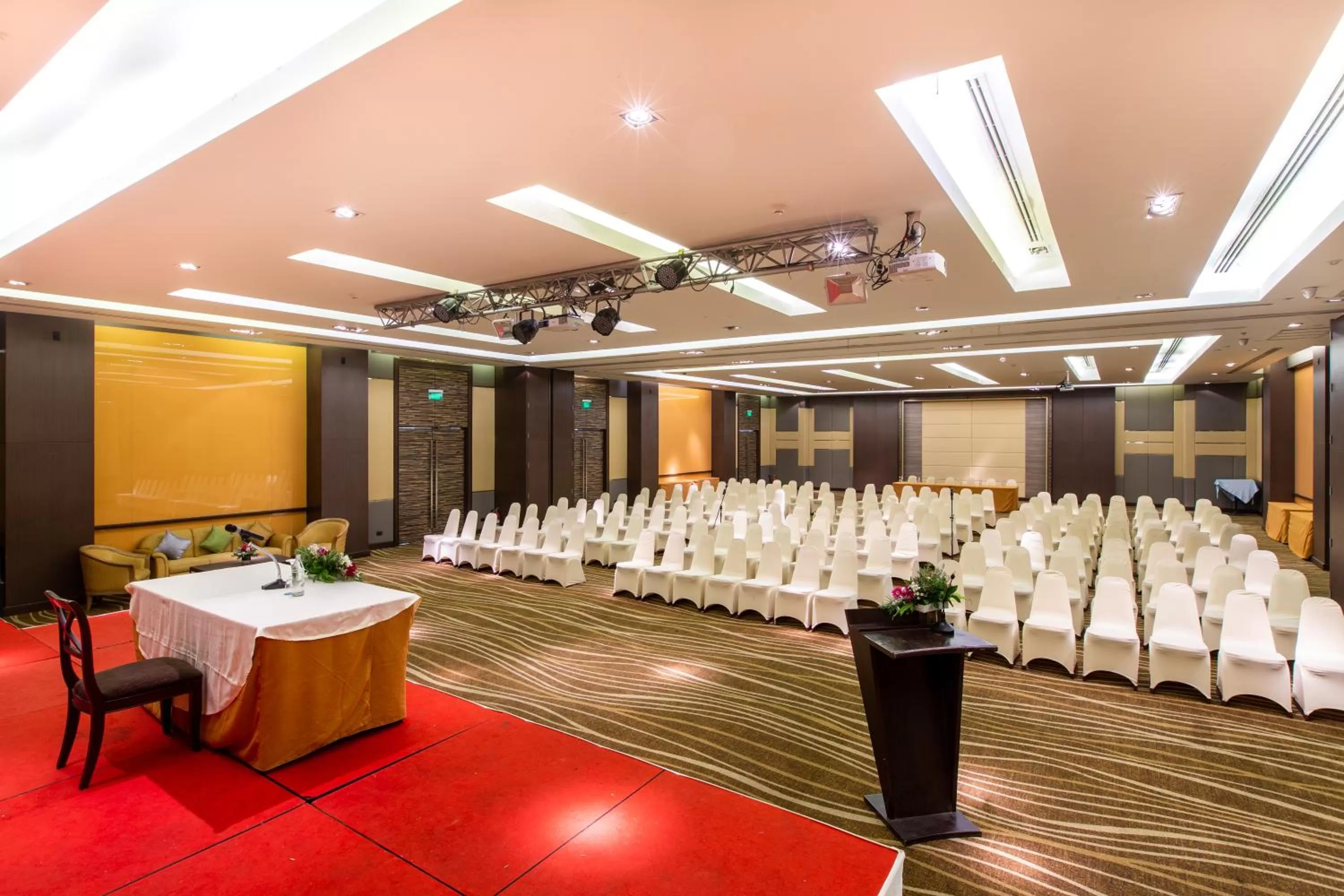 Banquet/Function facilities in Mida Hotel Don Mueang Airport