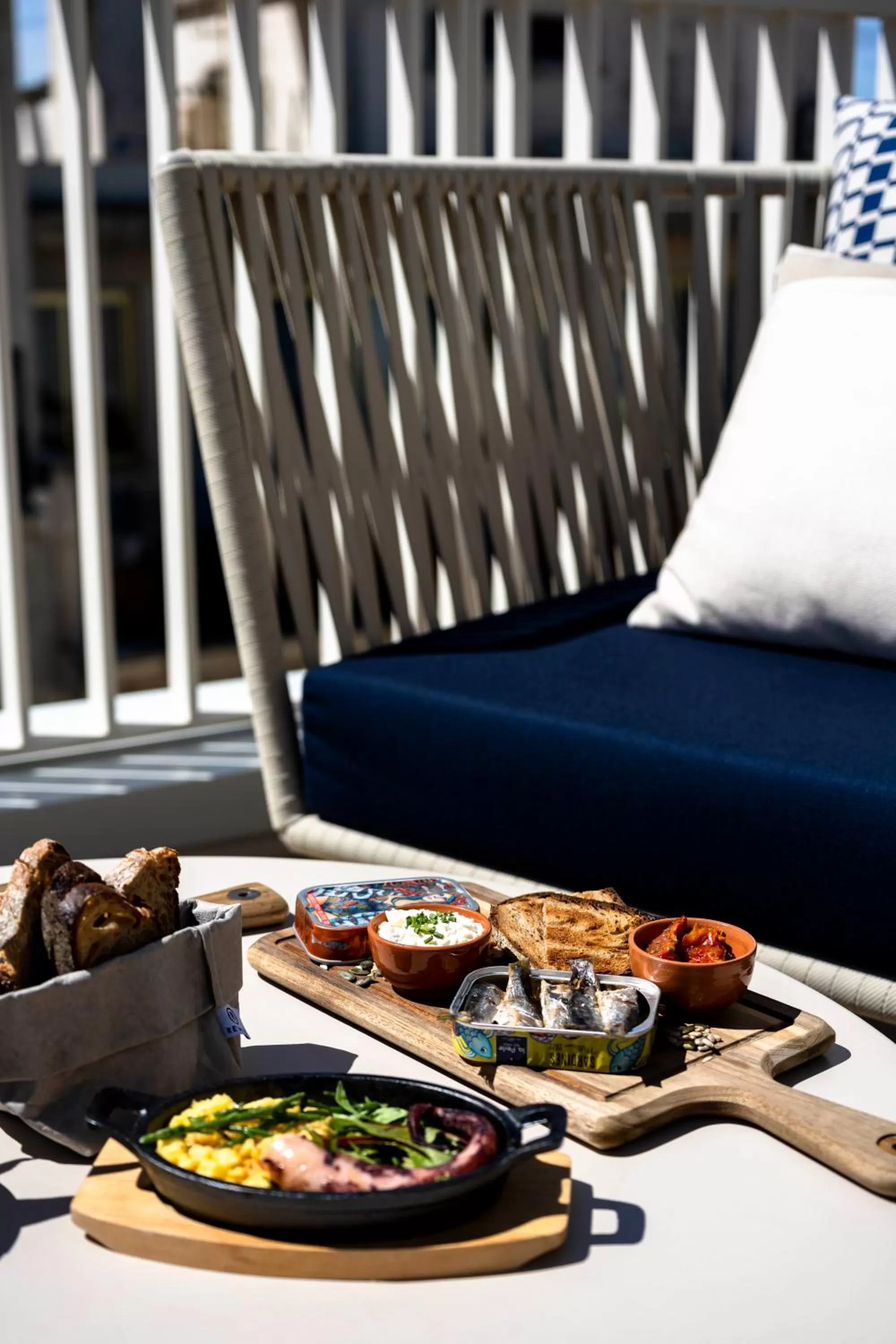 Restaurant/places to eat in OKKO Hotels Toulon Centre