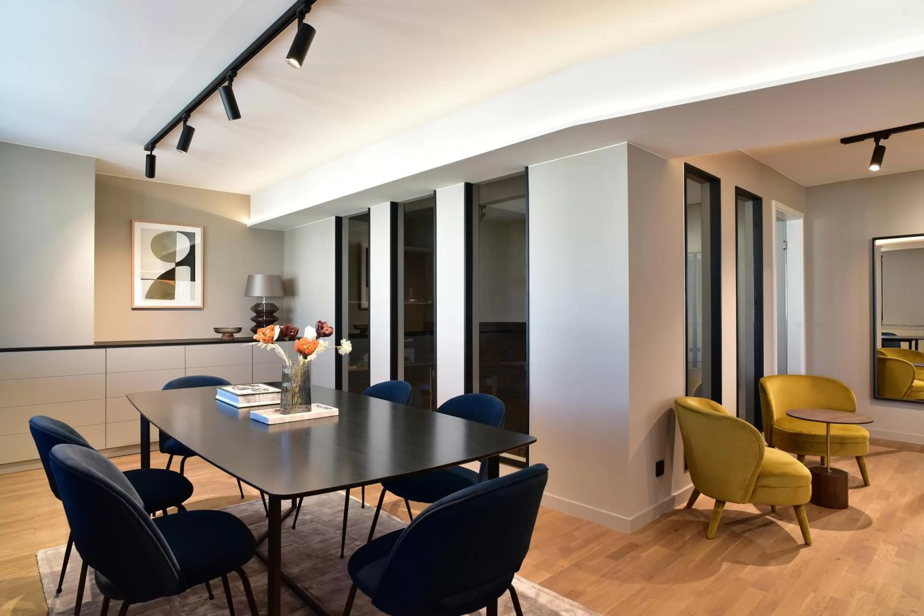 Communal lounge/ TV room in SAXX Apartments Leipzig