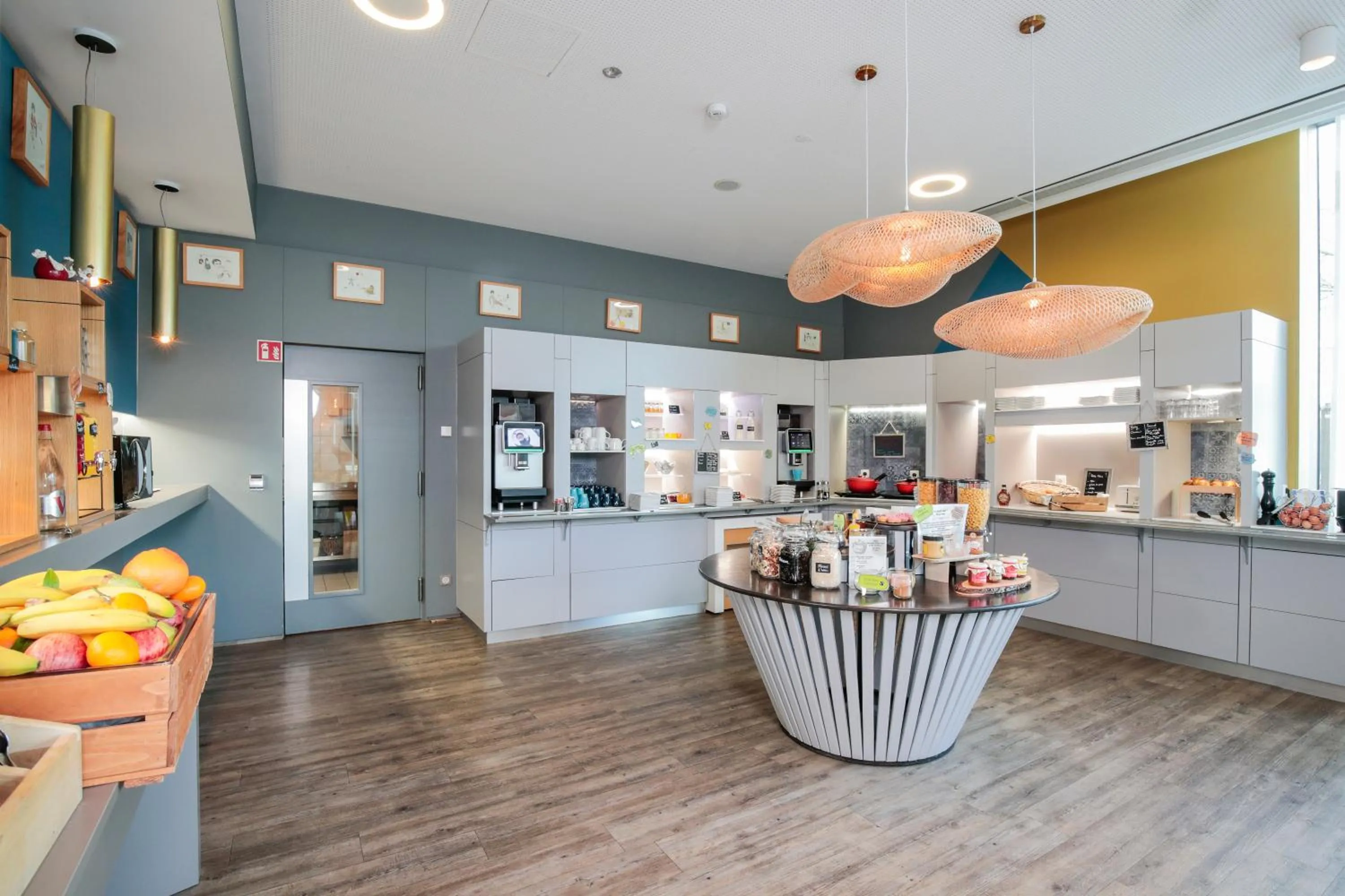 Lobby or reception in Novotel Suites Luxembourg