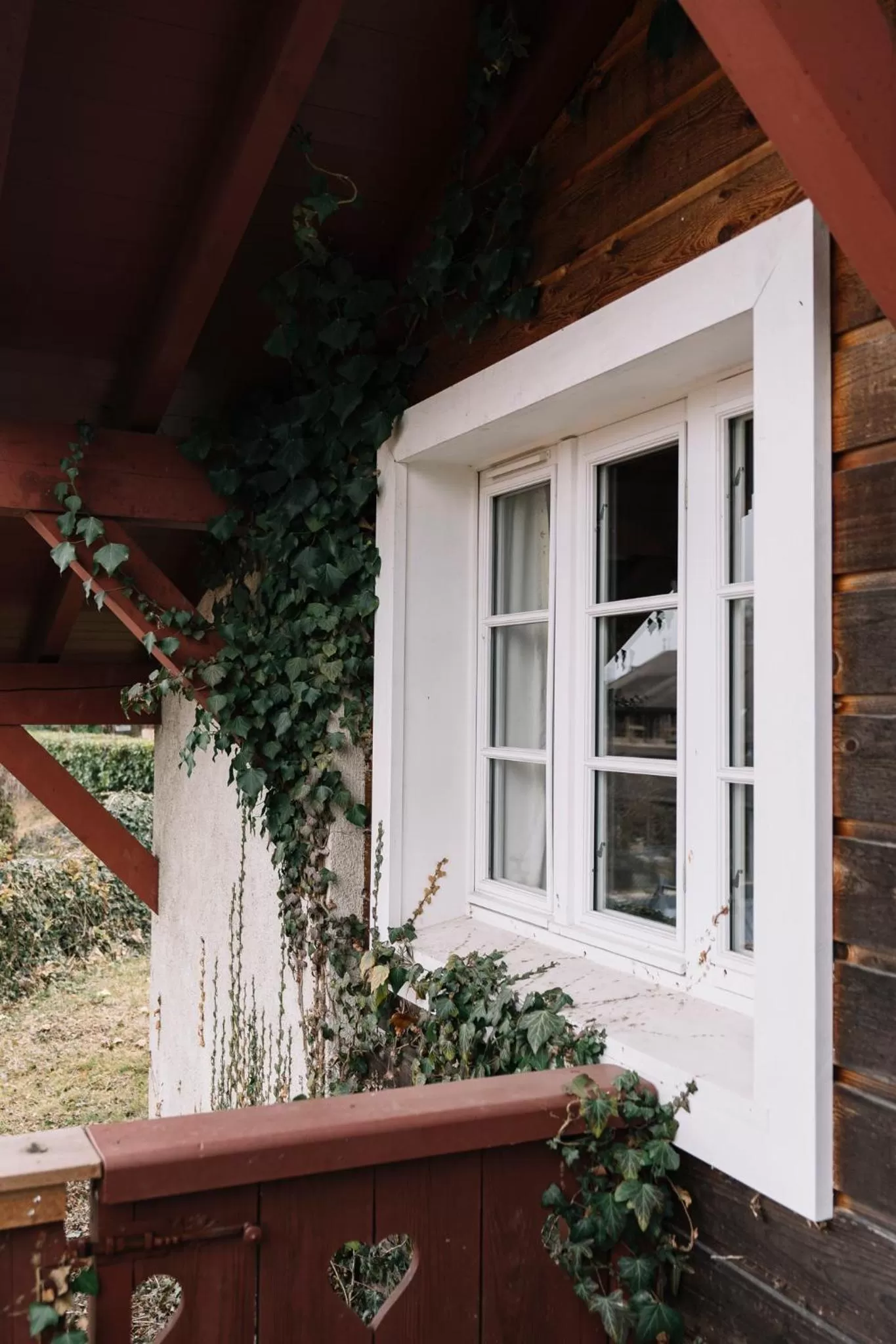 Spring in La Verniaz et ses Chalets