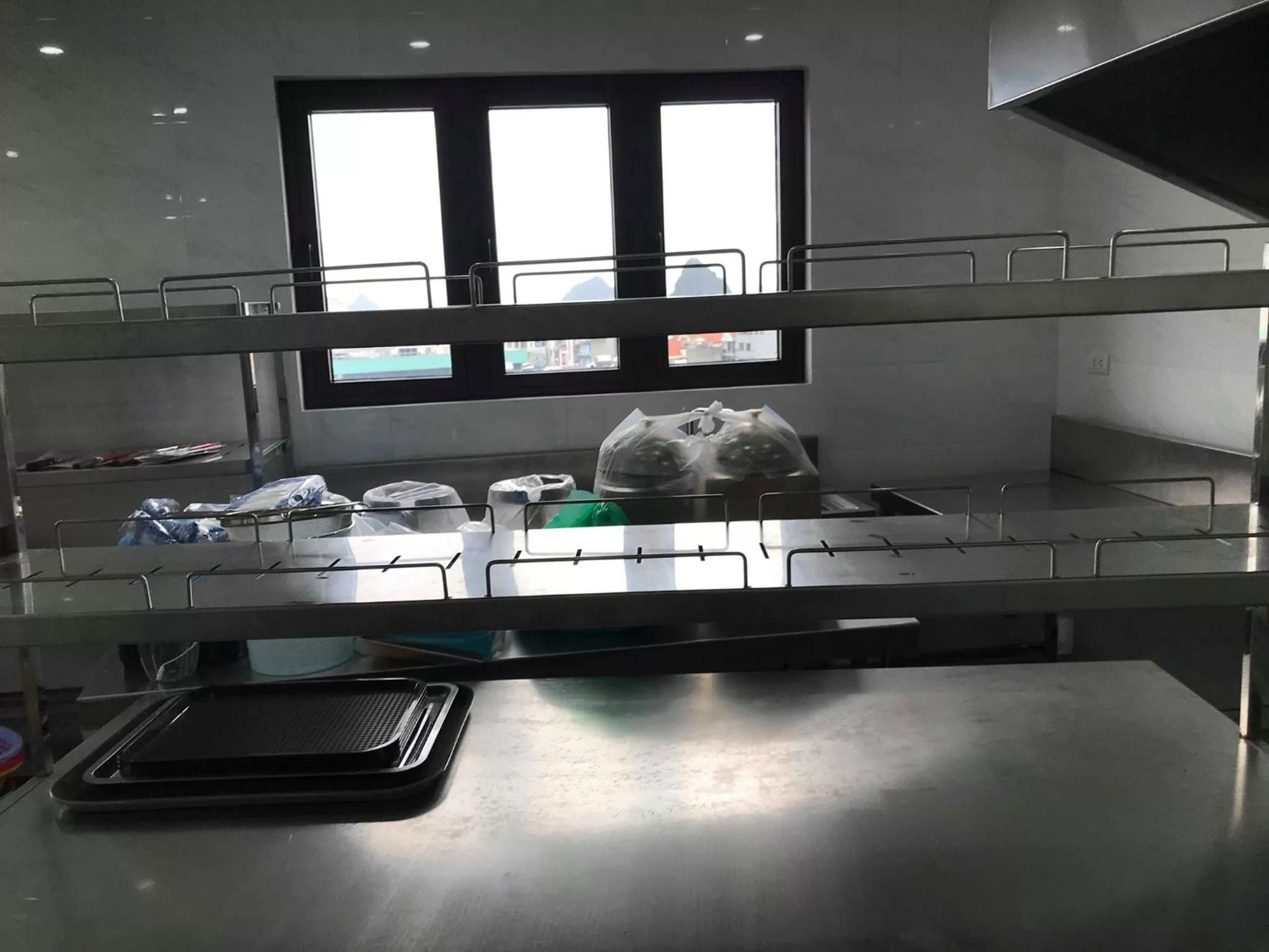 Kitchen/Kitchenette in LEX HOTEL