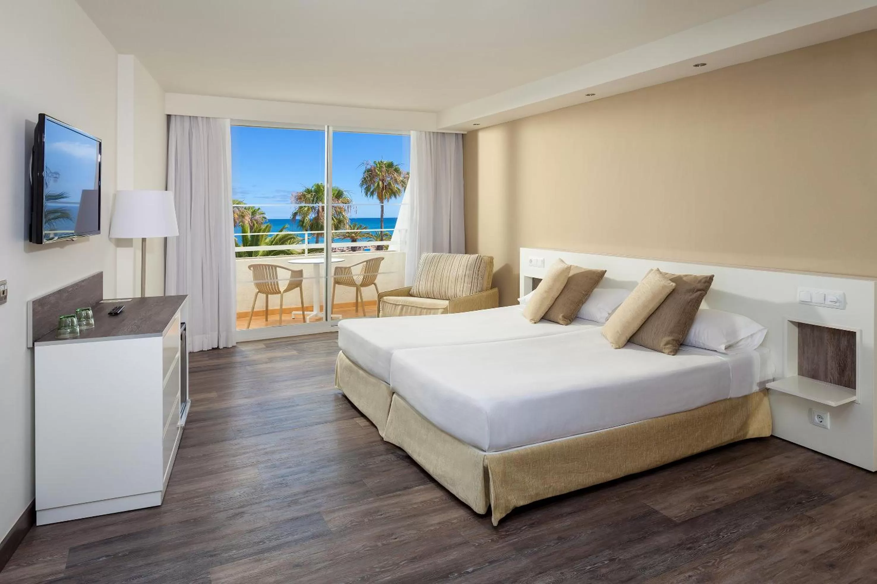 Photo of the whole room, Bed in Sol Lanzarote - All Inclusive