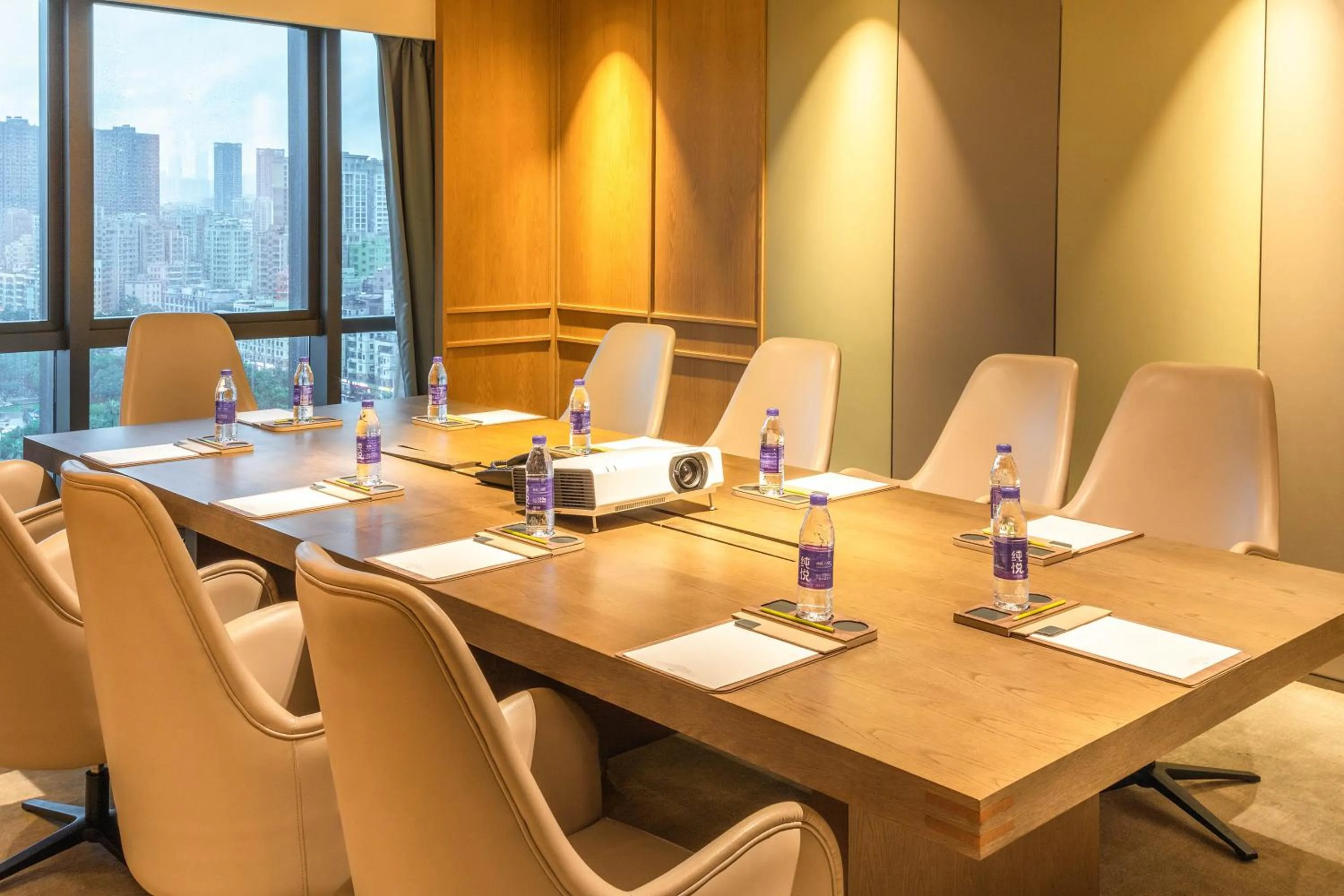Seating area in DoubleTree by Hilton Hotel Shenzhen Longhua