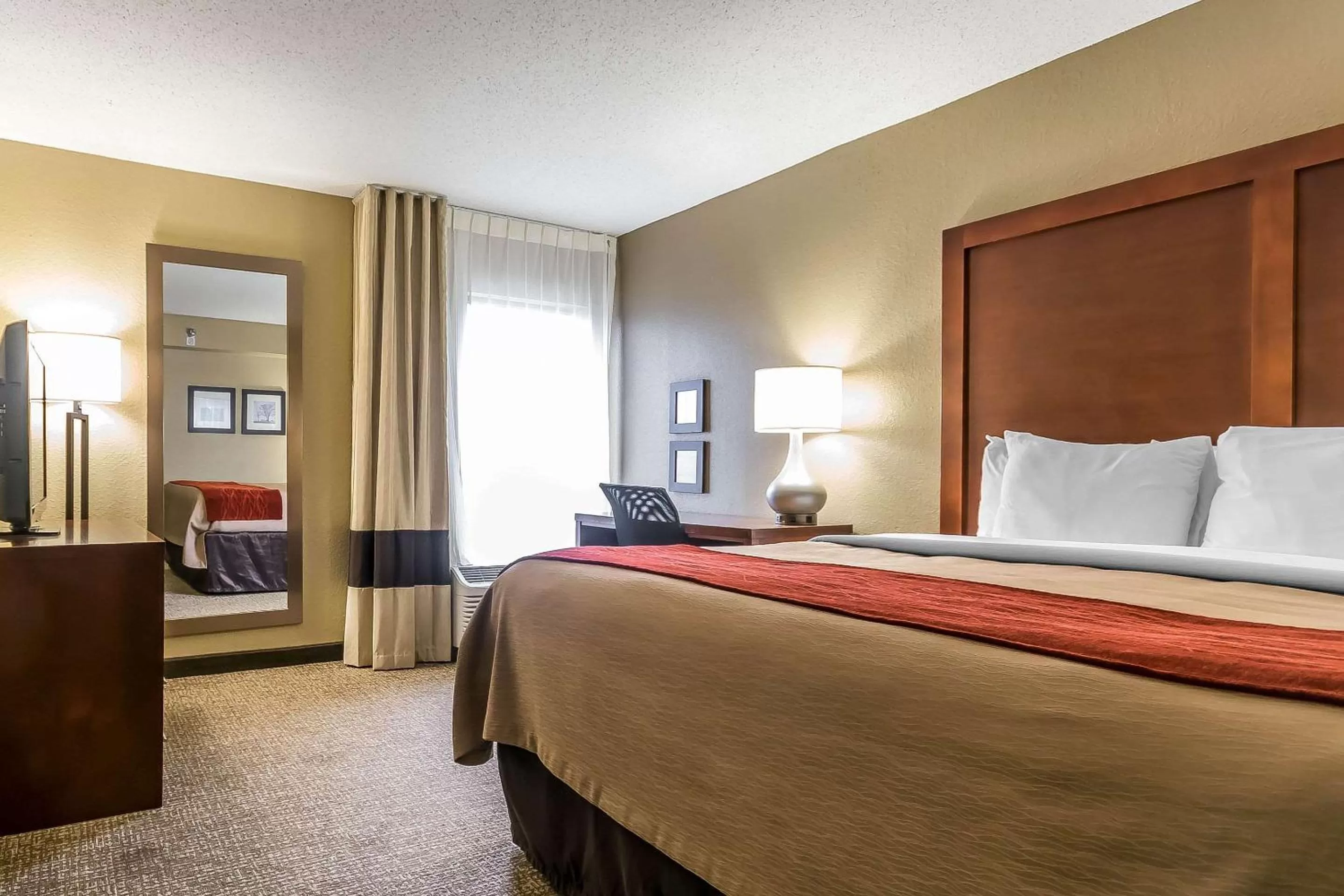 Comfort Inn & Suites Lexington - Hamburg I-75
