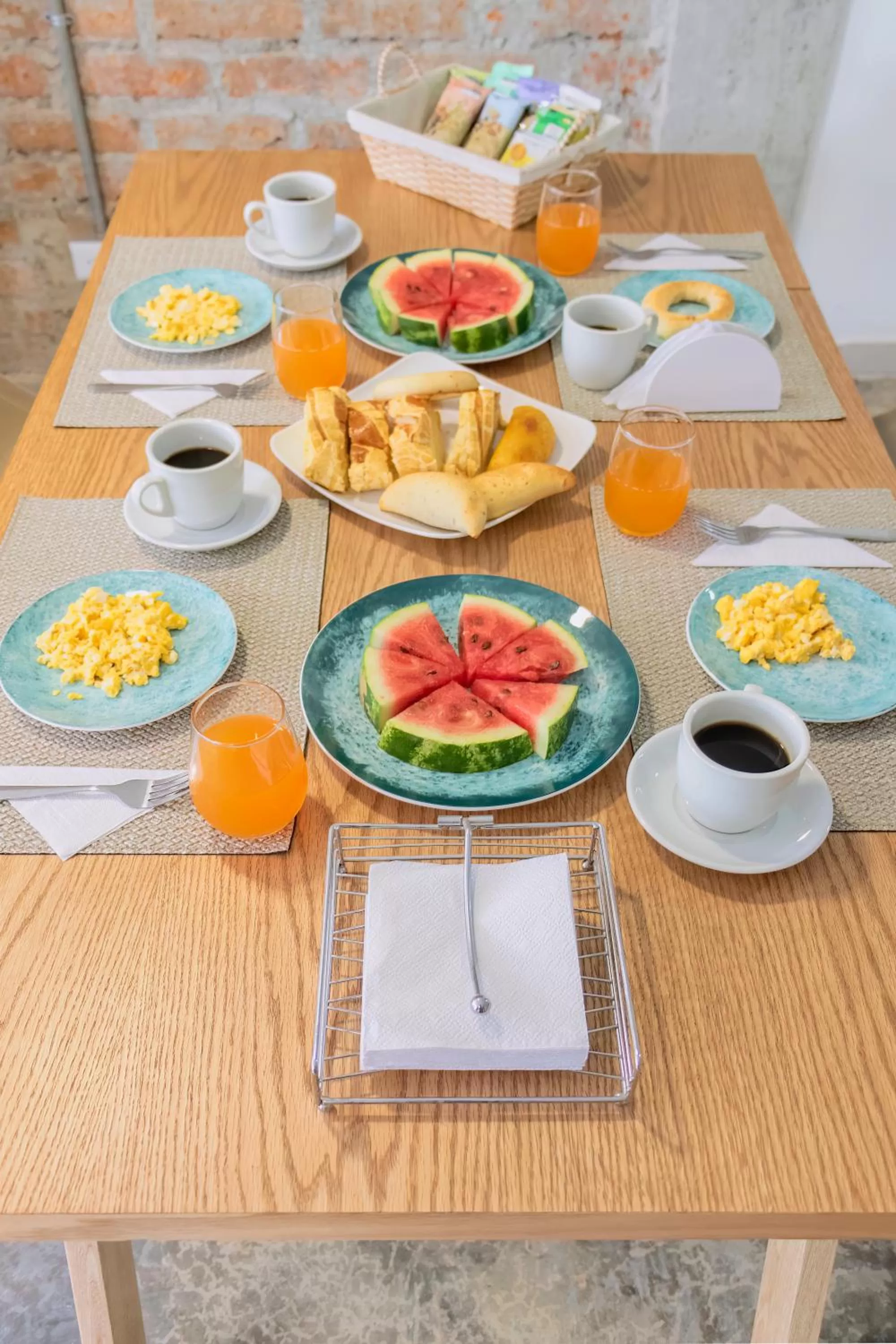 Food and drinks in Ventiuna Hotel y Coliving