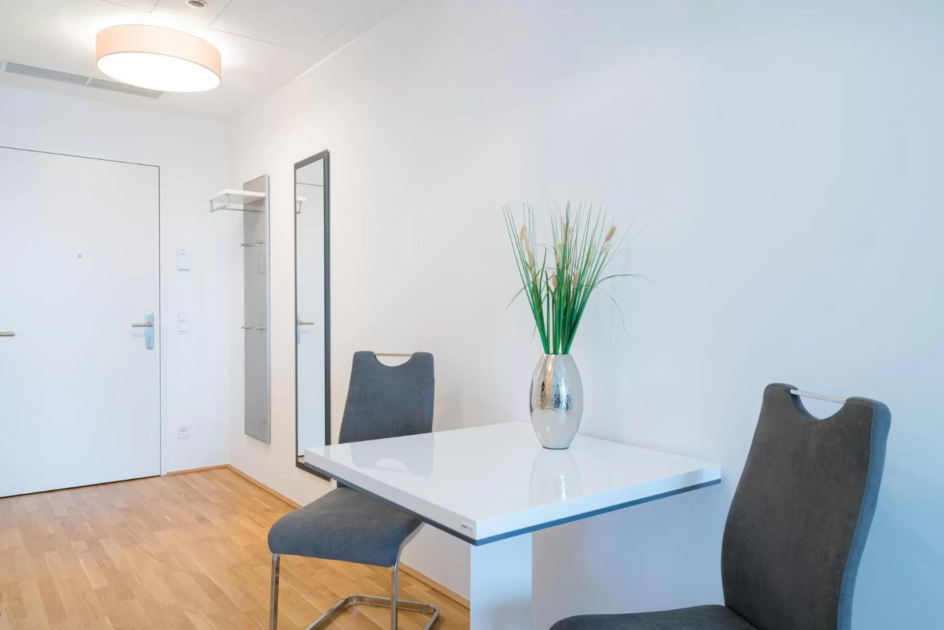 Vienna Residence, Marina Tower - Danube