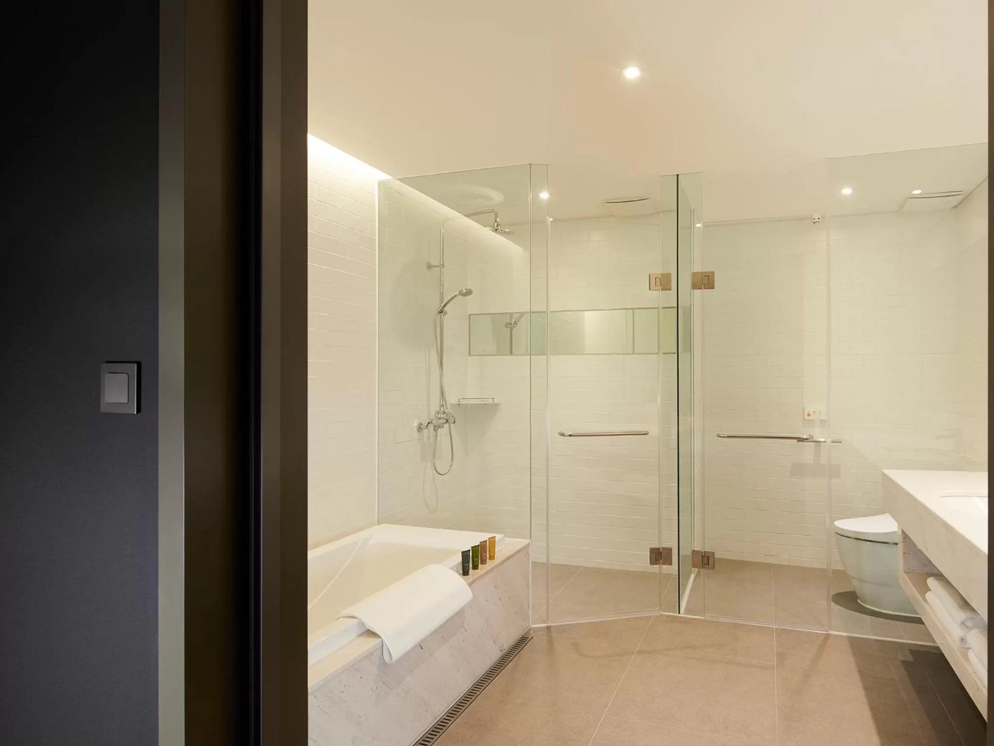 Photo of the whole room in GLAD Mapo