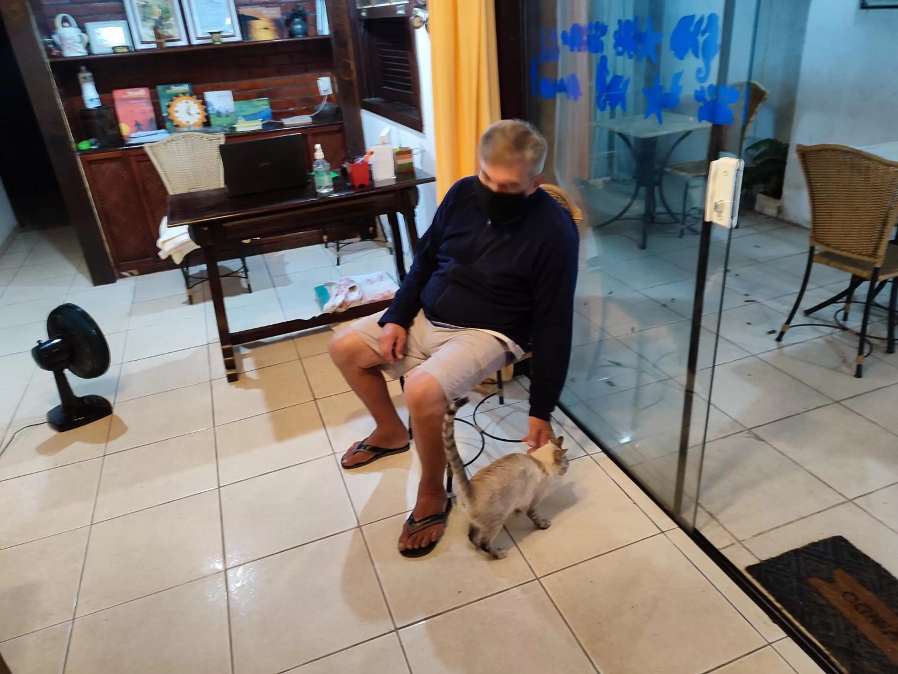 People in Pousada L'étage