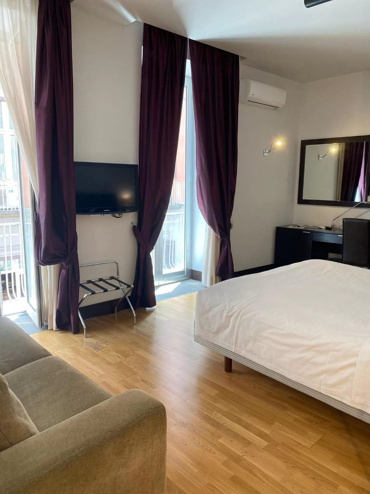 Bed in MH Design Hotel