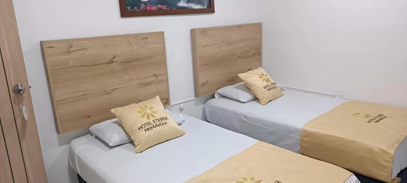 Bed in Hotel Eterna Primavera