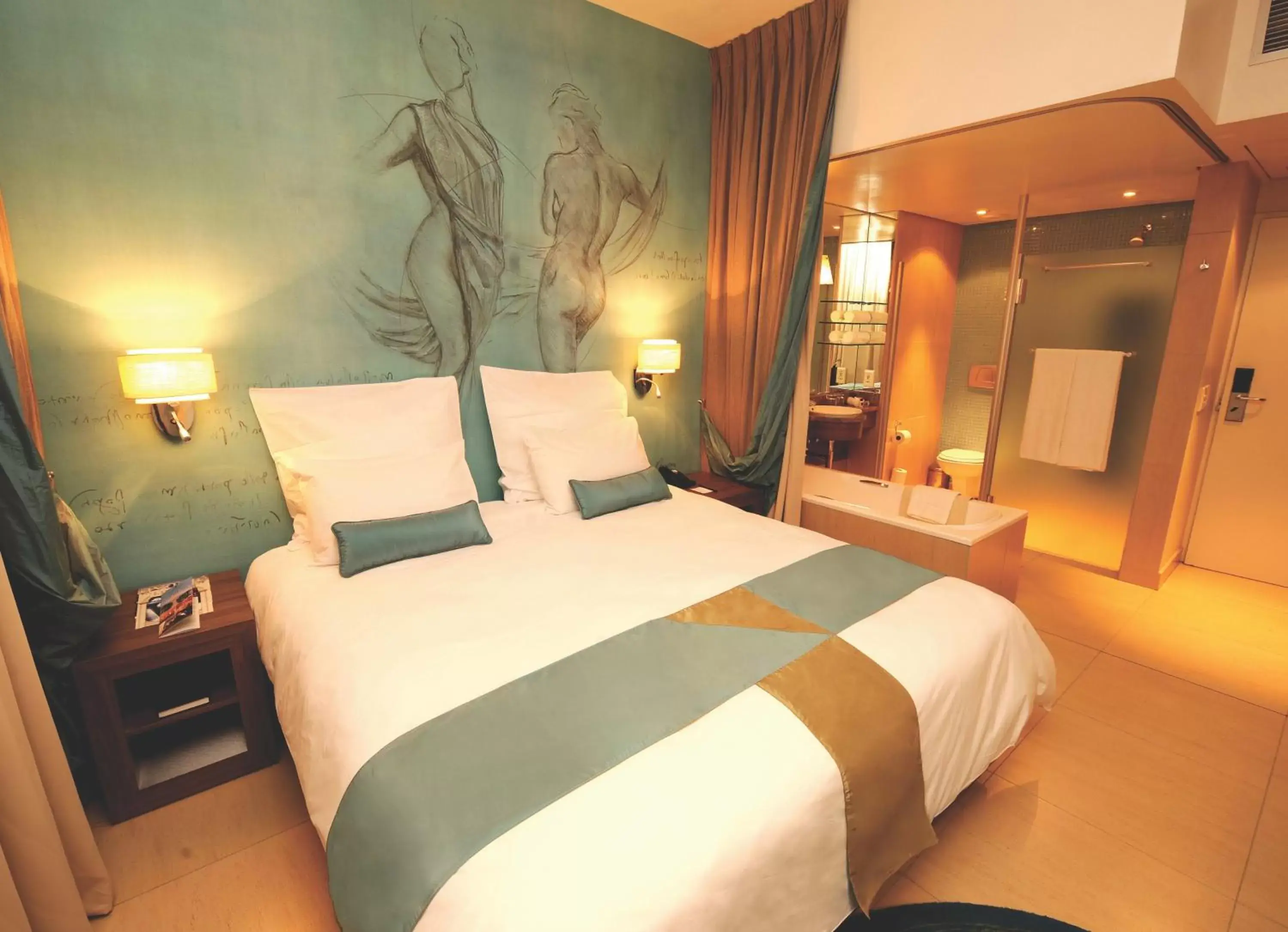 Classic King Room - single occupancy in Metcourt at Emperors Palace Classic King Room - single occupancy in Metcourt at Emperors Palace